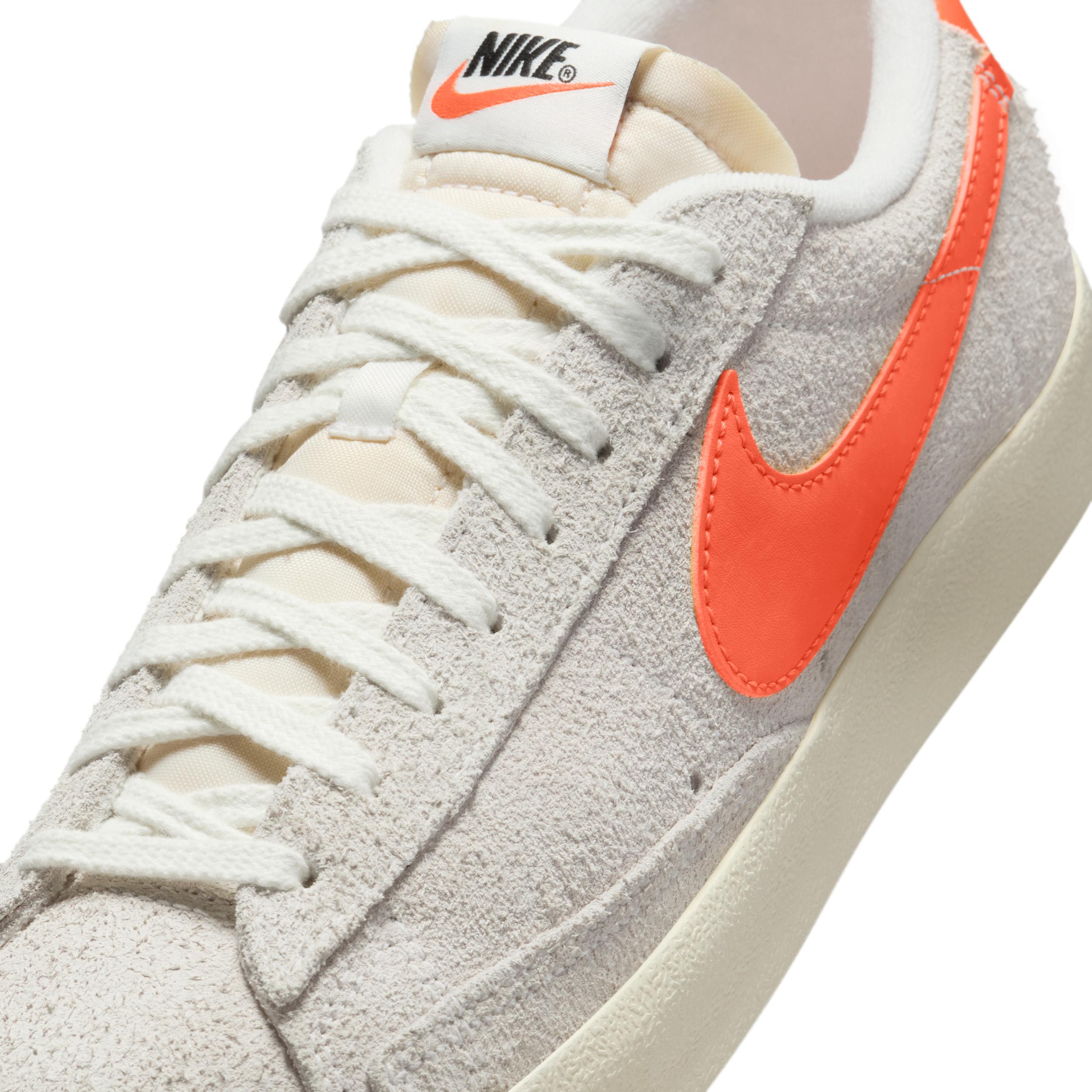 Nike Men's Blazer Low '77 Premium Shoes Product Image
