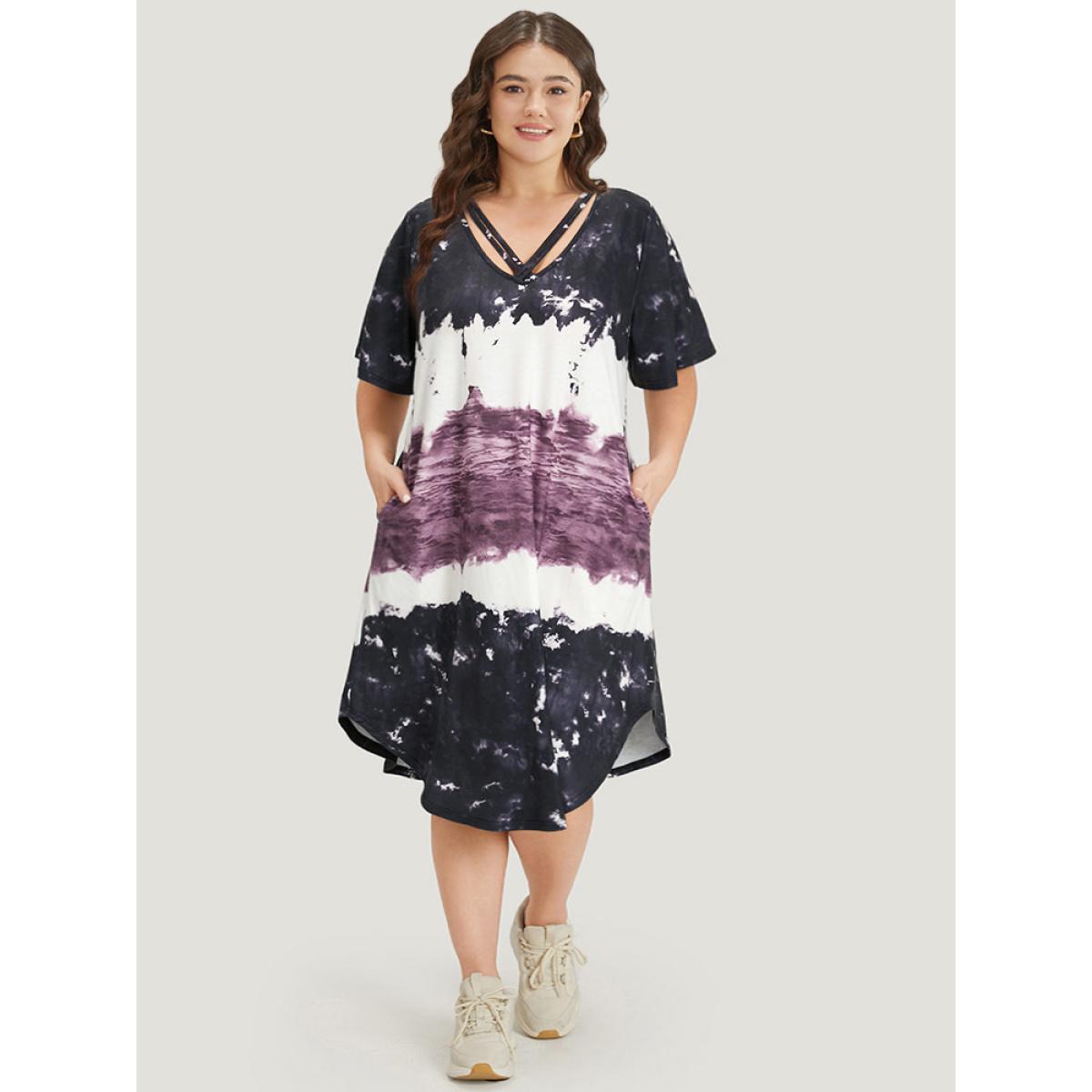 Plus Size Tie Dye Crisscross Pocket Curved Hem Dress Multicolor Women Casual Tie Dye V-neck Short sleeve Curvy Midi Dress BloomChic 26/4X Product Image