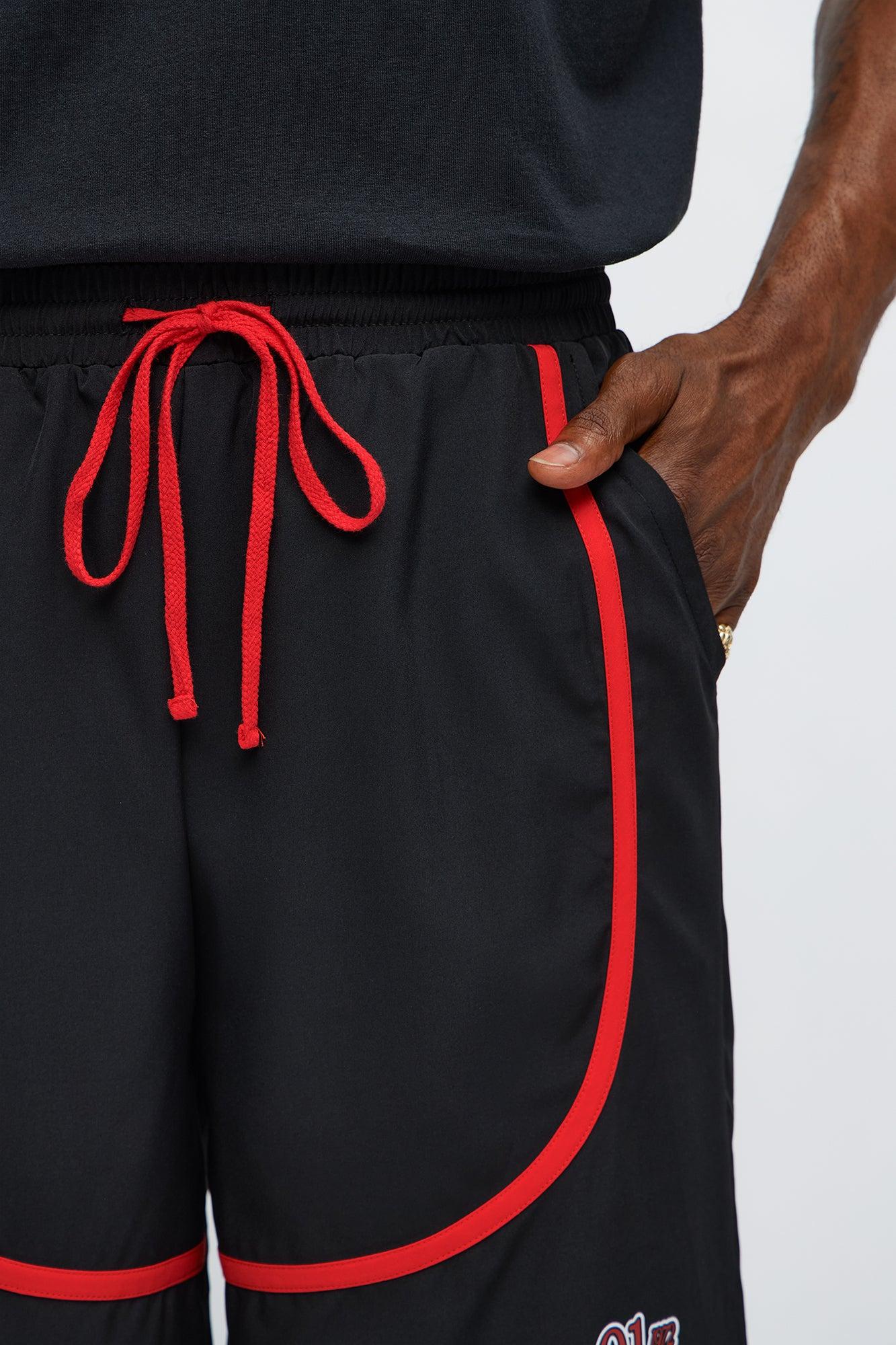 Relaxed 83 Contrast Binding Shorts - Black Male Product Image