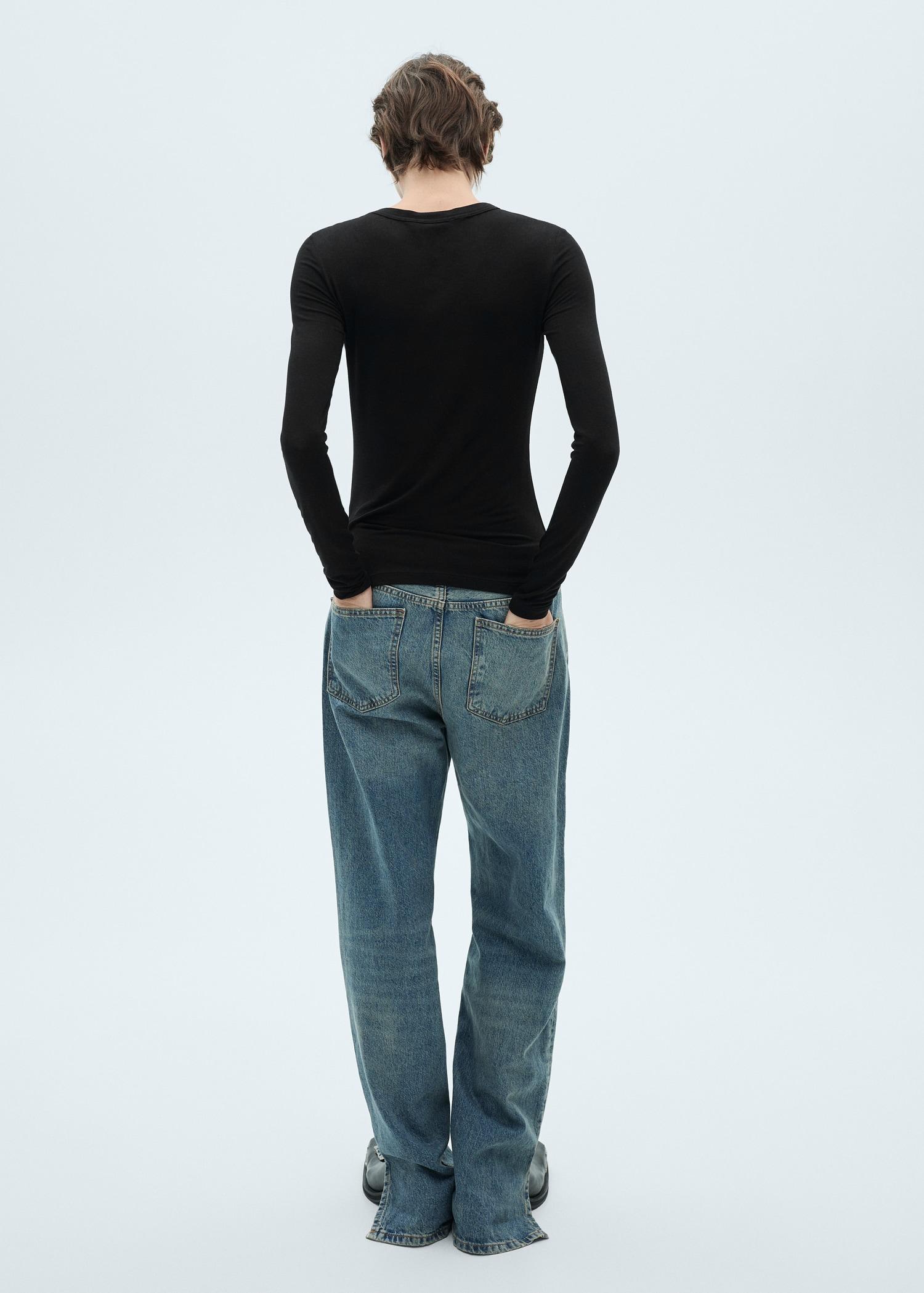 Long-sleeved fitted t-shirt - Women | MANGO USA Product Image