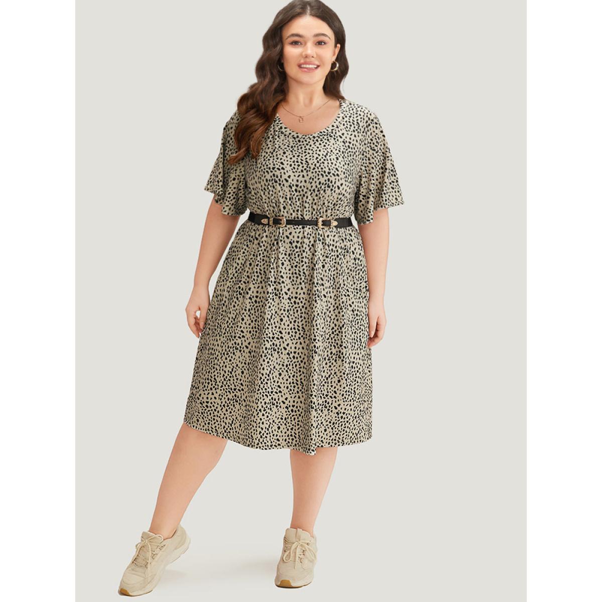 Plus Size Supersoft Essentials Leopard Print Pocket Crew Neck Flutter Sleeve Dress Leopard Women Casual Printed Round Neck Short sleeve Curvy Midi Dress BloomChic 28/5X Product Image
