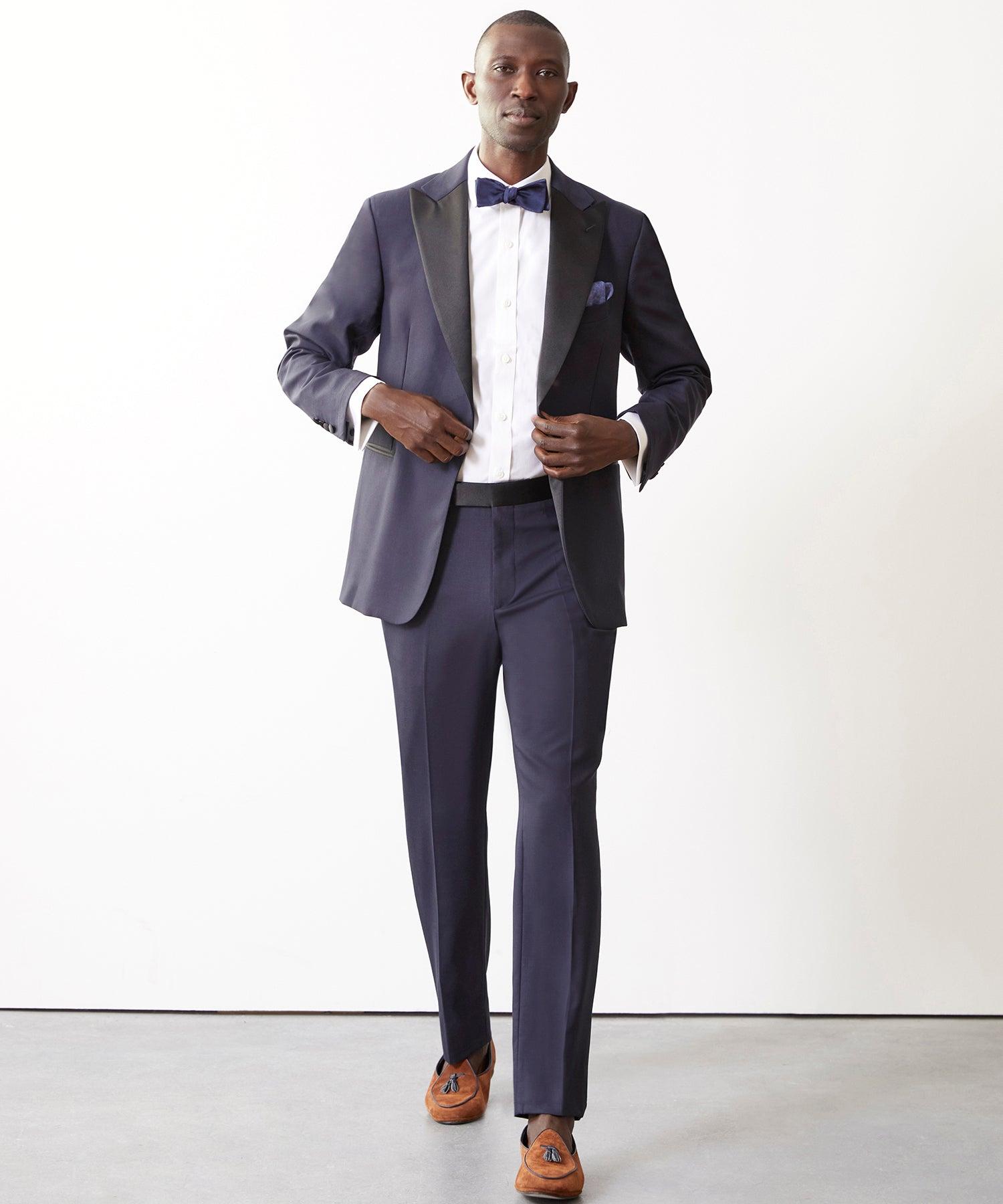 Italian Peak Lapel Tuxedo Jacket in Navy Product Image