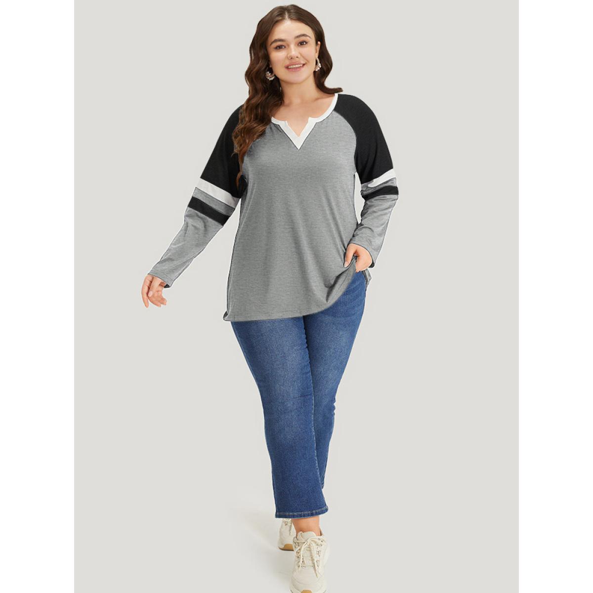 Plus Size Colorblock Contrast Notched Patchwork Raglan Sleeve T-shirt Gray Women Casual Contrast Striped Notched collar Dailywear T-shirts BloomChic 12/L Product Image