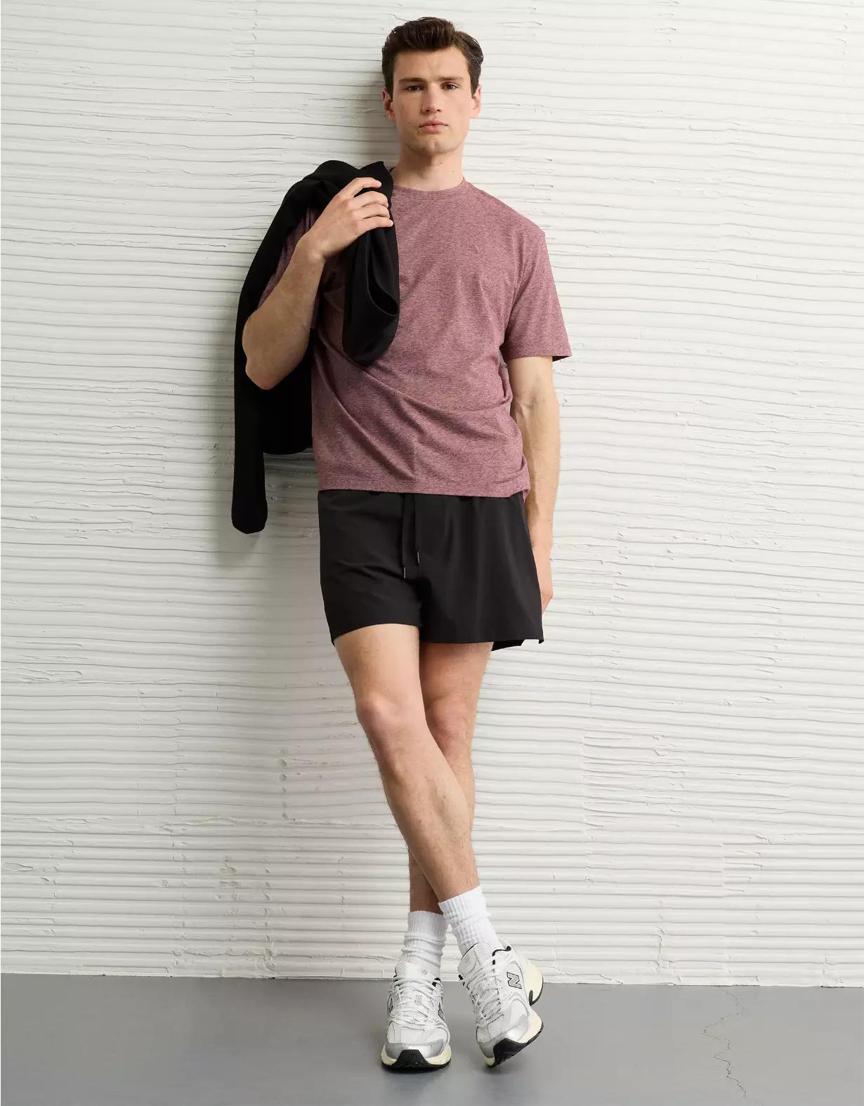 AE 24/7 Club T-Shirt Product Image