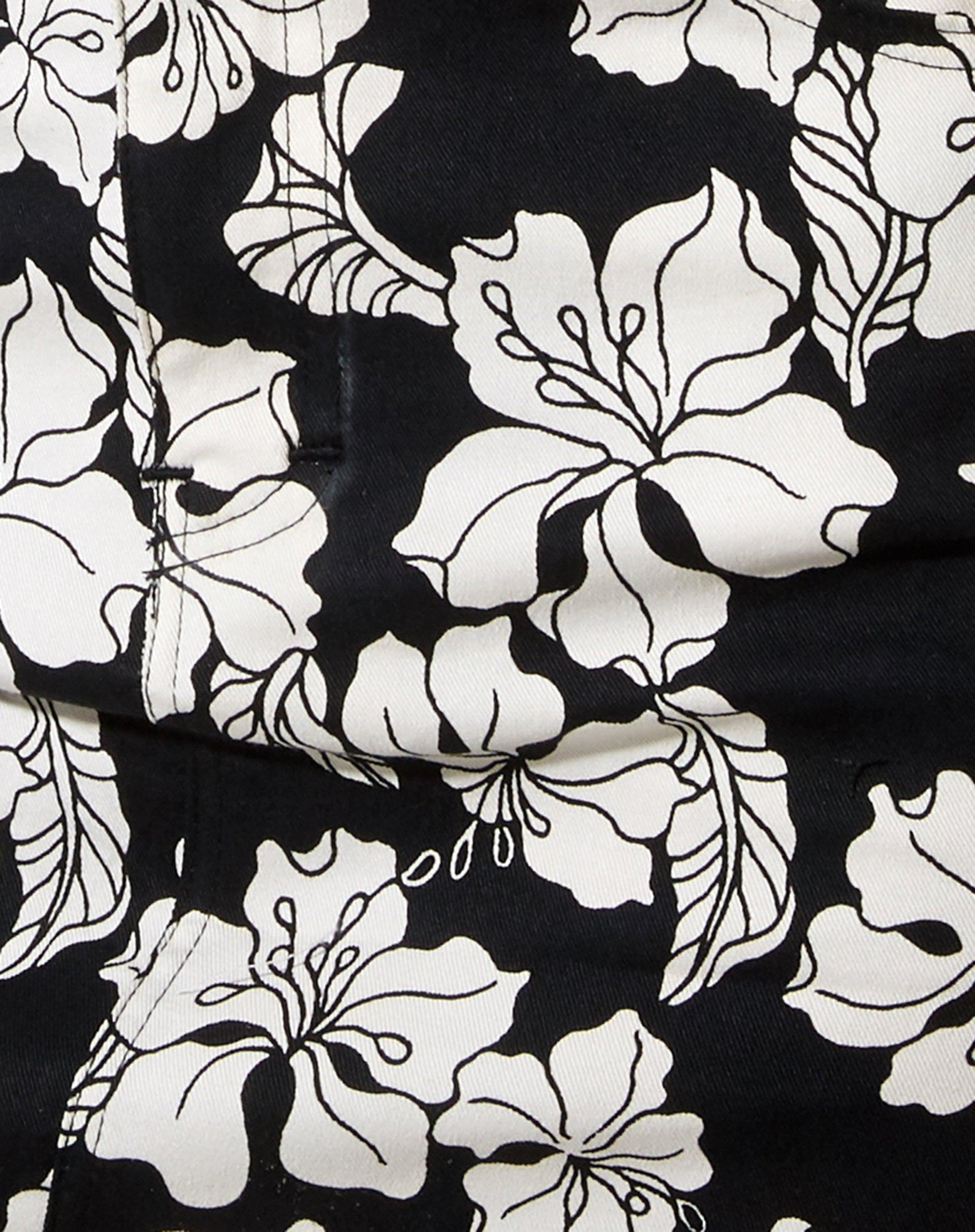 Mini Broomy Skirt in Vacation Black and White Product Image