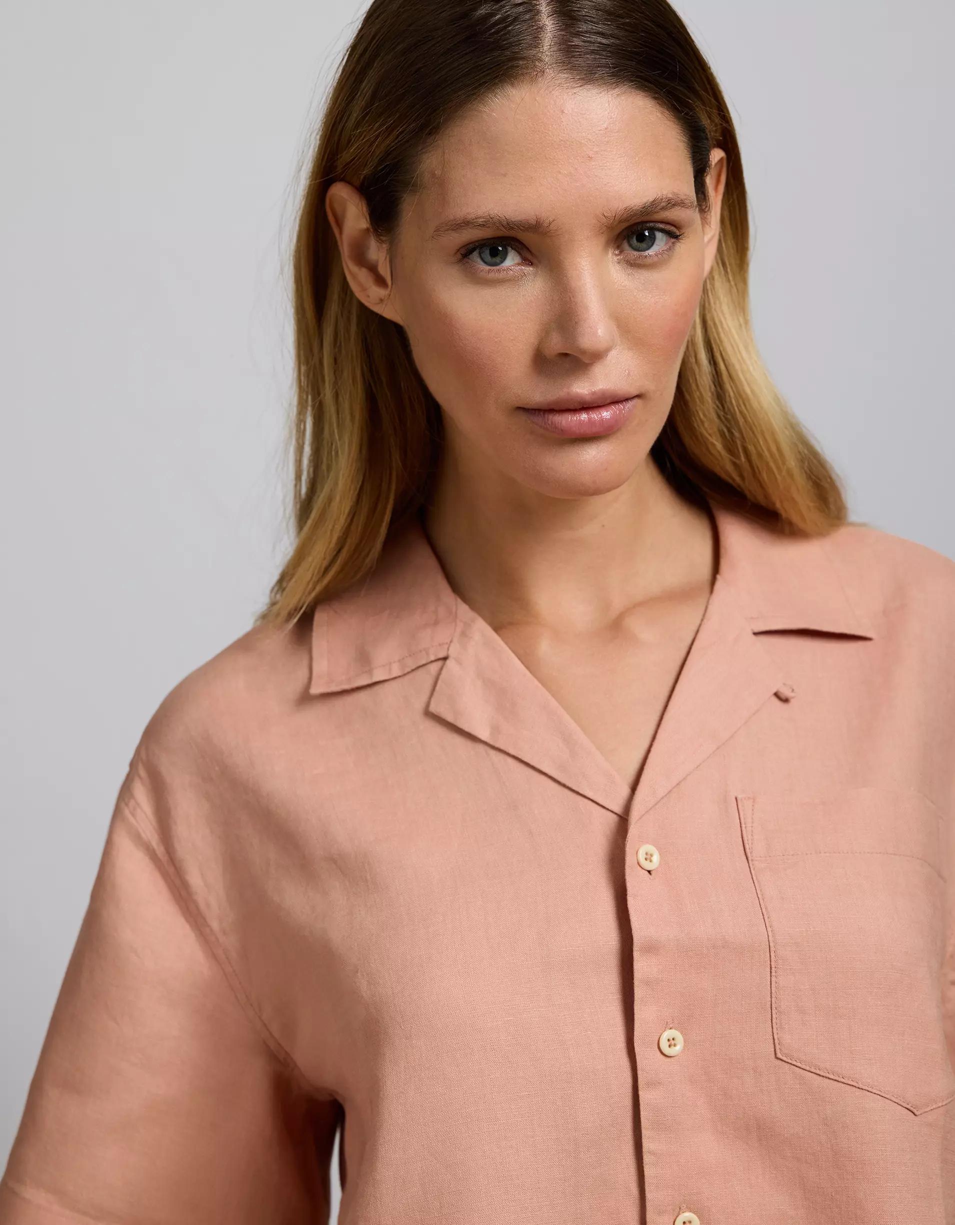 AE77 Premium Linen Camp Shirt Product Image