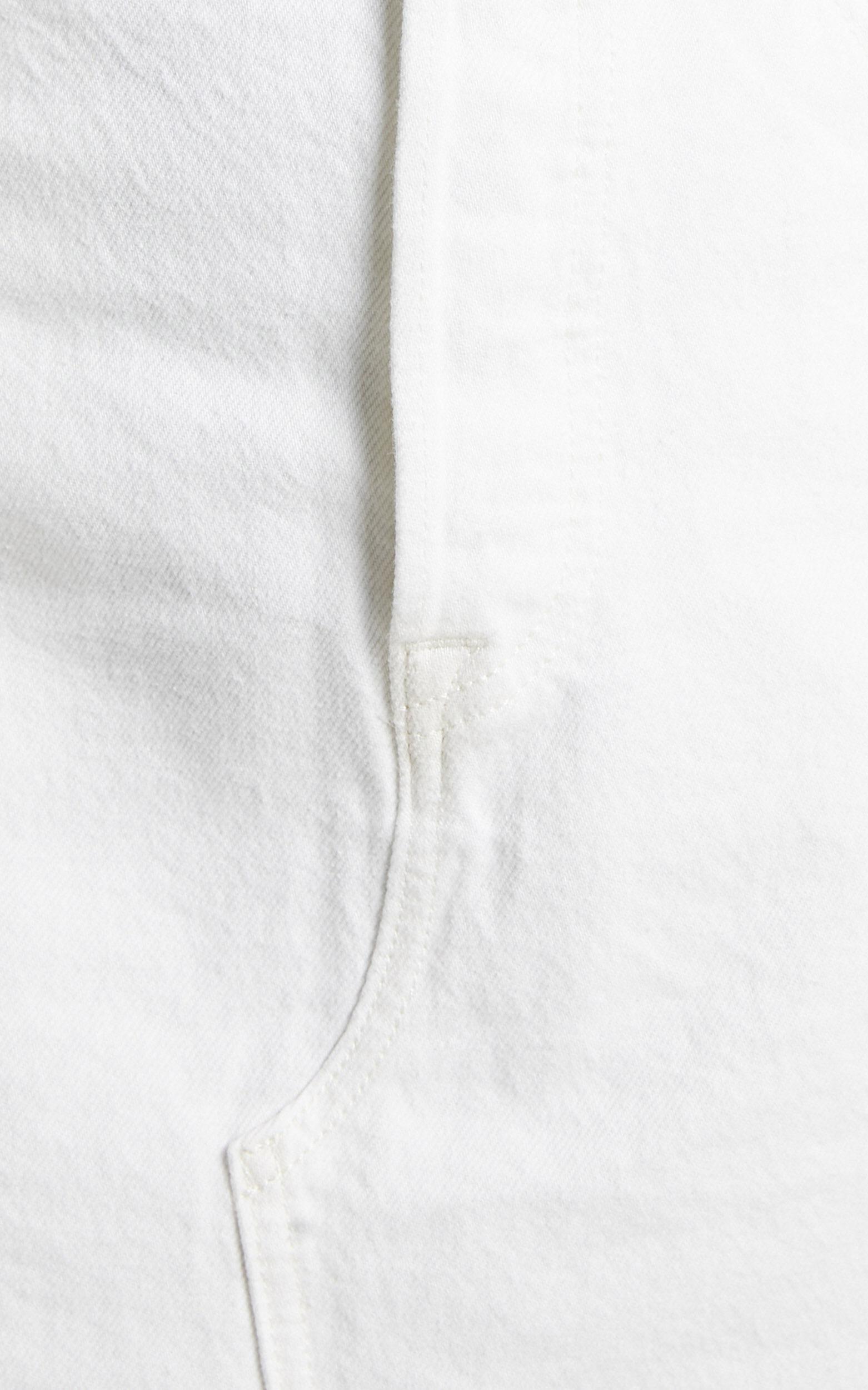 Levi's Curve - High Rise Decon Denim Skirt in Luxor Heat Product Image