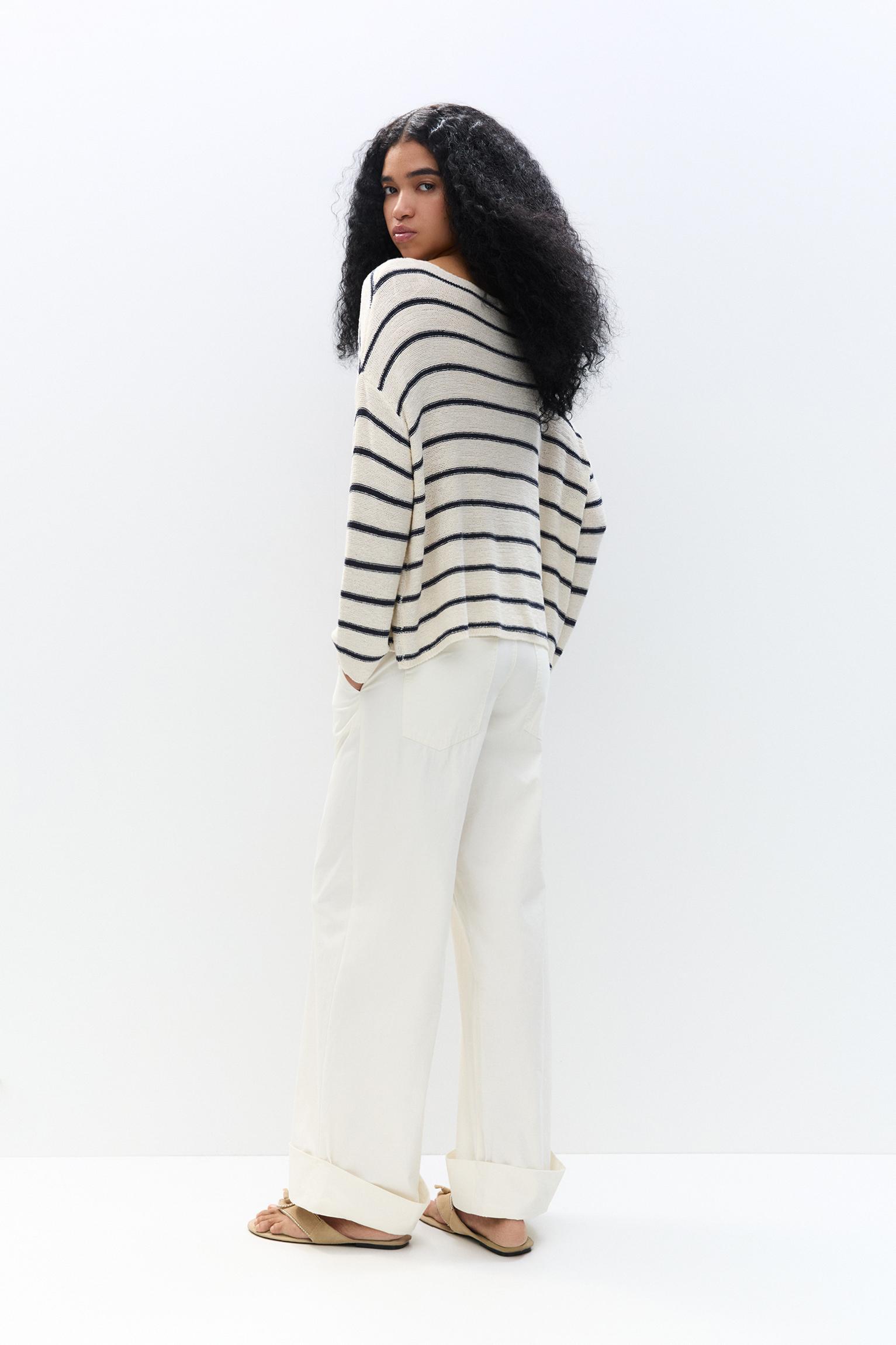 Striped boat neck sweater Product Image