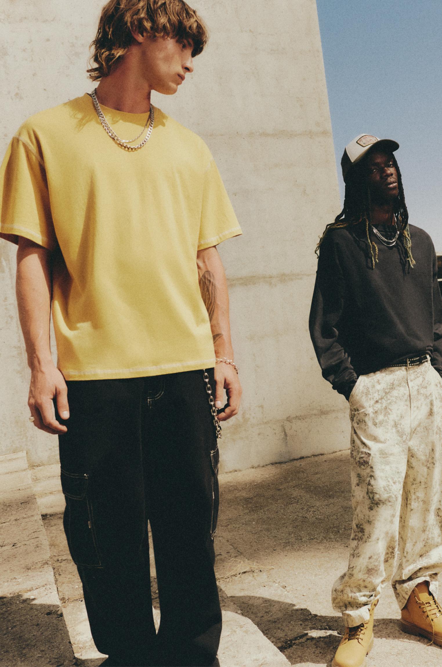 Contrast stitch T-shirt Product Image