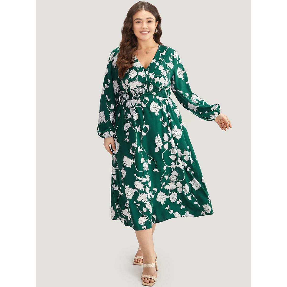Plus Size Silhouette Floral Print Shirred Elastic Cuffs Dress DarkGreen Women Elegant Elastic cuffs V-neck Long Sleeve Curvy Midi Dress BloomChic 26/4X Product Image