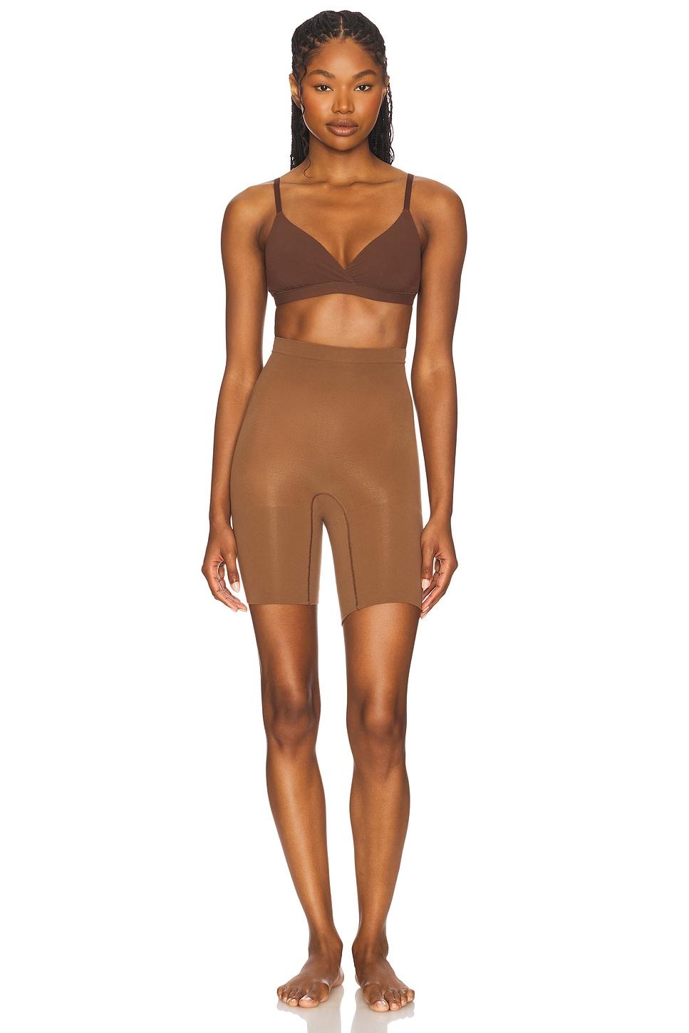 Spanxsculpt Seamless Power Short SPANX Product Image