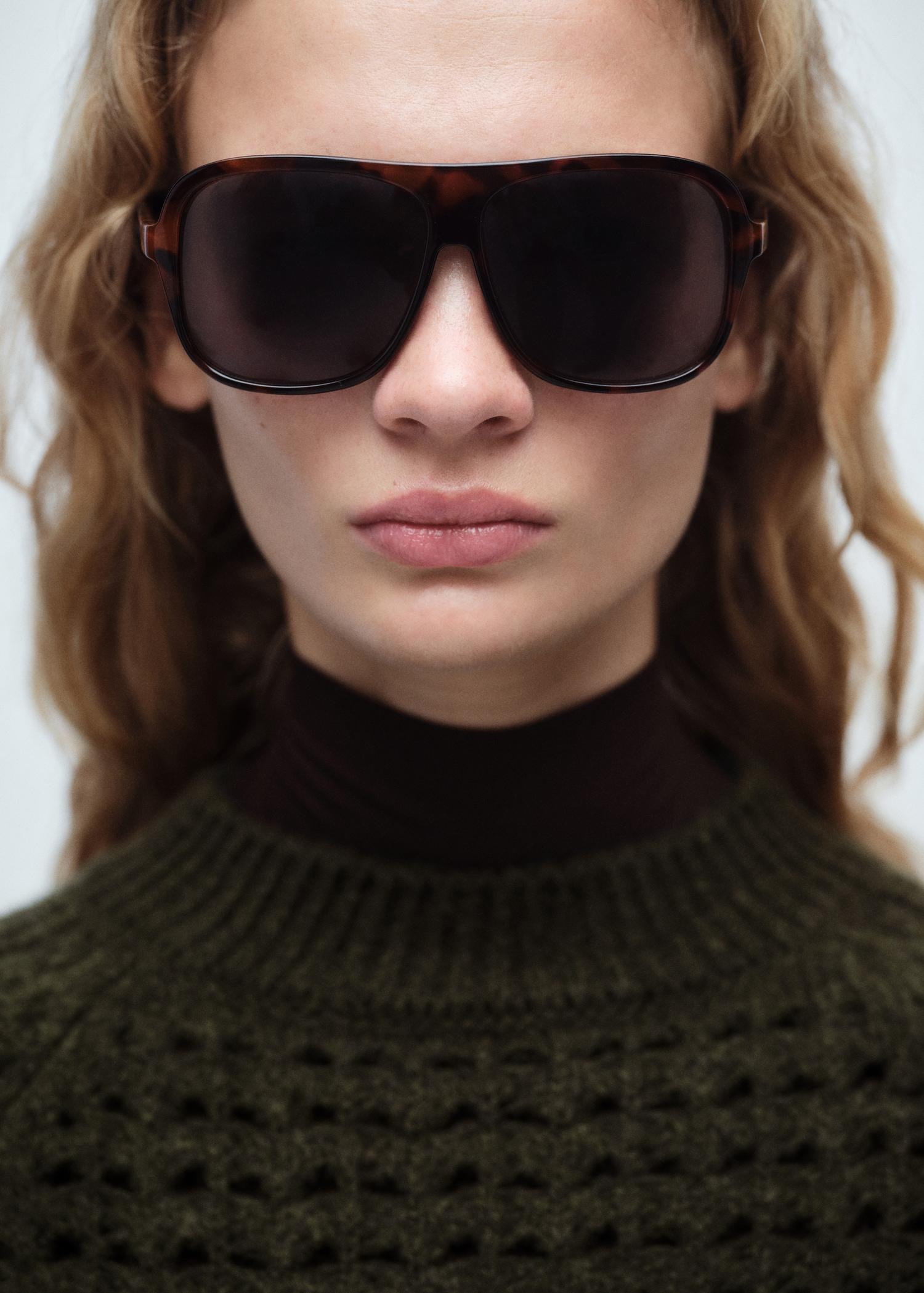 Openwork knit sweater - Women | MANGO USA Product Image