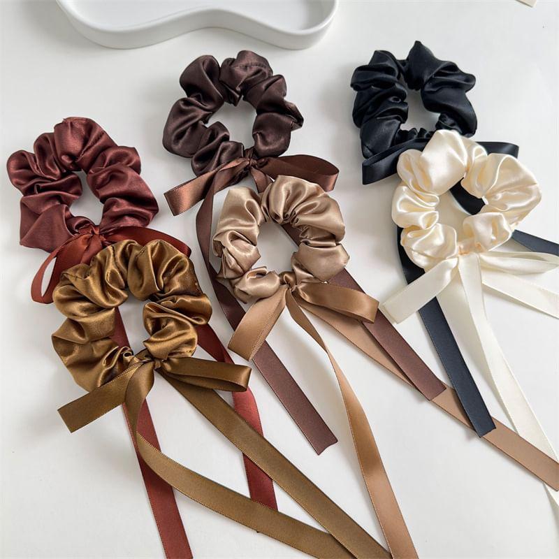 Ribbon Scrunchie Product Image