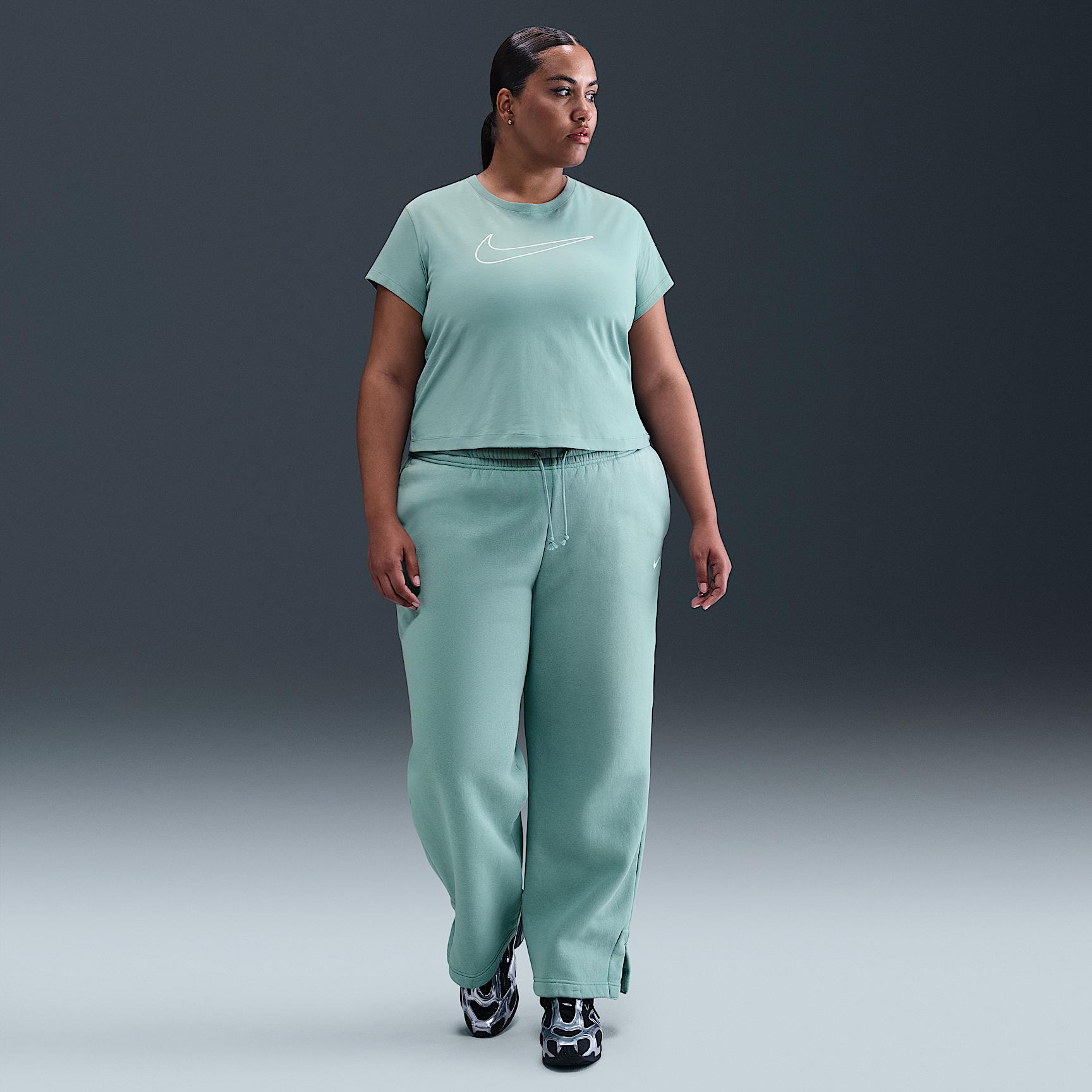 Womens Nike Sportswear Short-Sleeve Graphic T-Shirt (Plus Size) | HV5004-017 Product Image