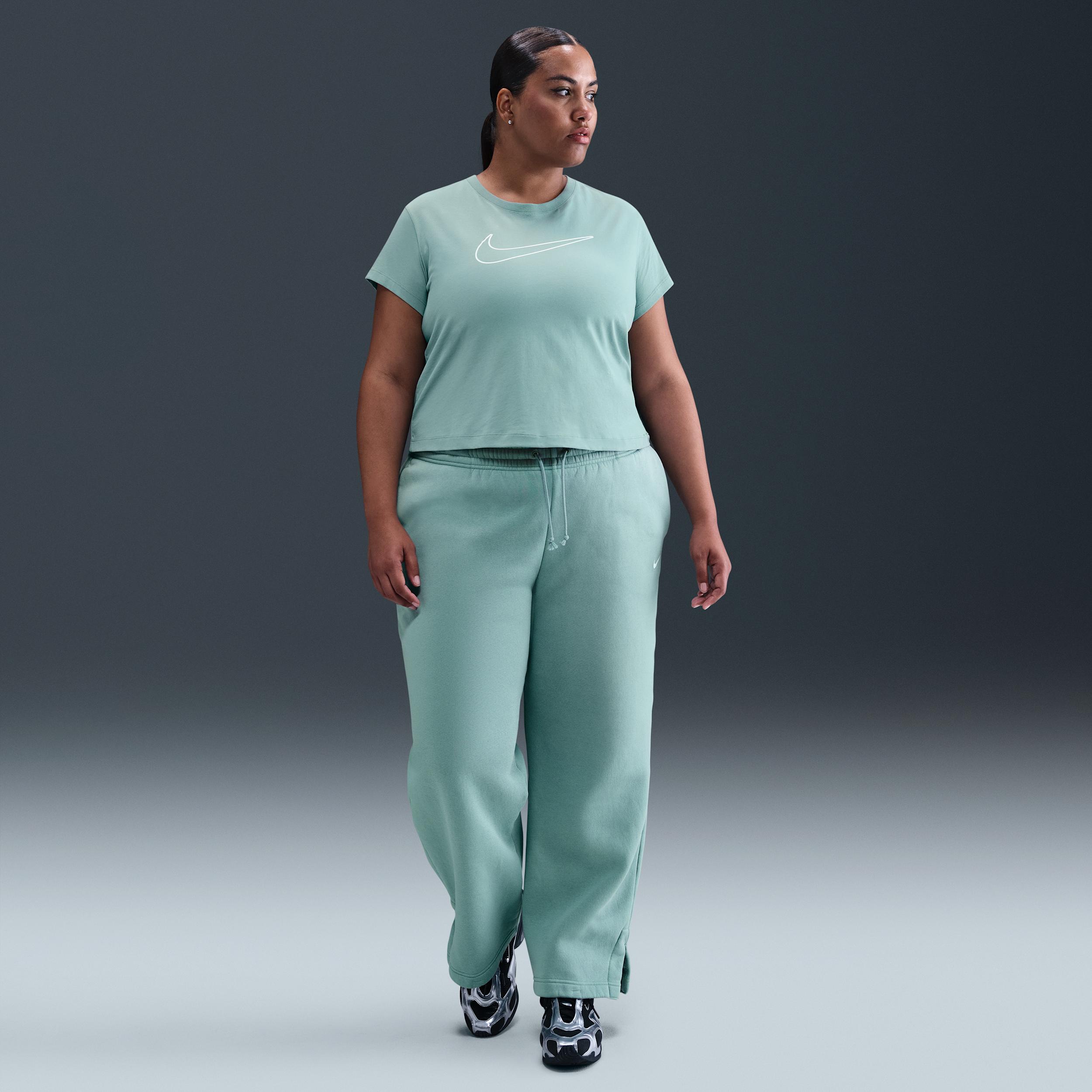 Womens Nike Sportswear Short-Sleeve Graphic T-Shirt (Plus Size) | HV5004-017 Product Image