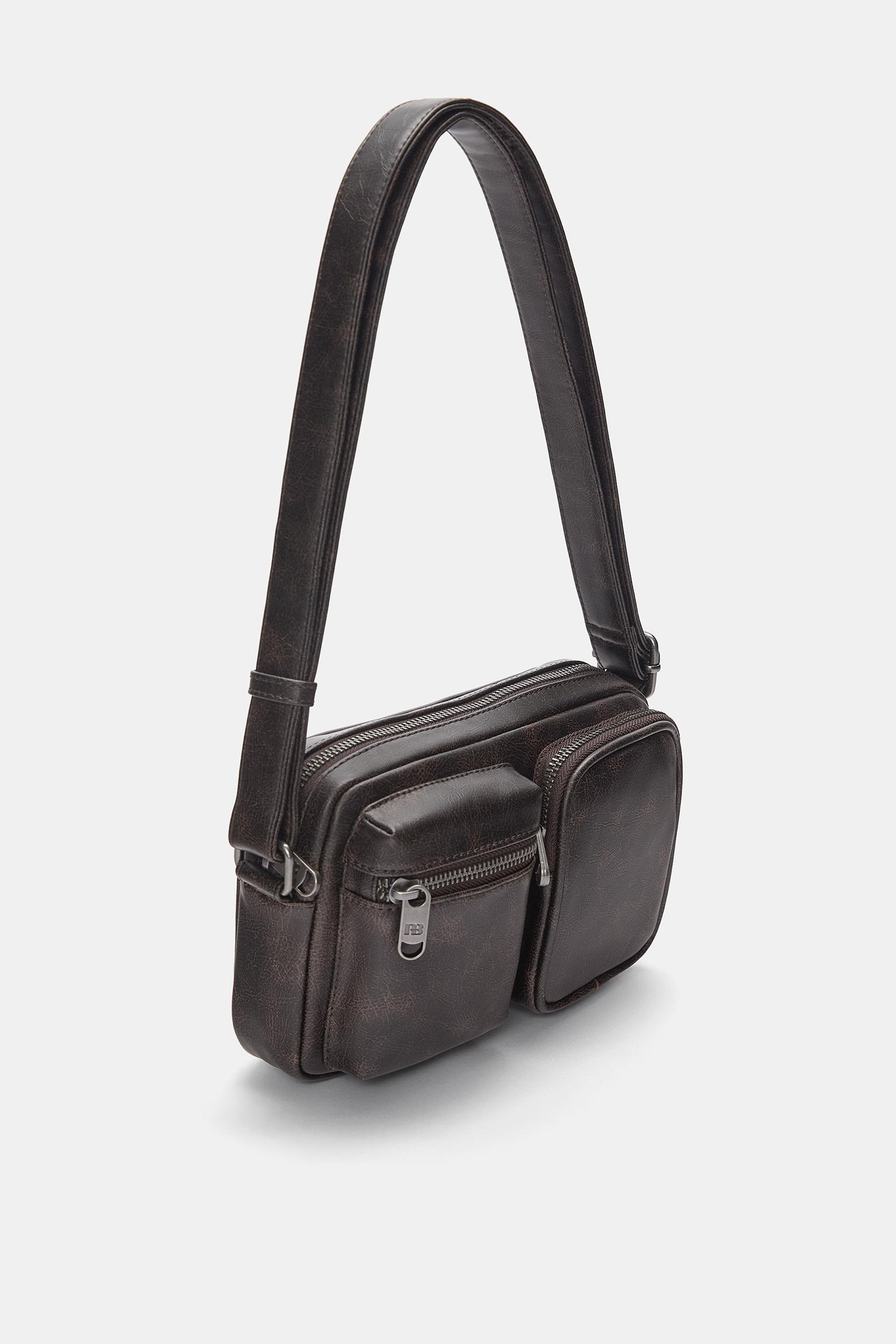 Multi-pocket messenger bag Product Image