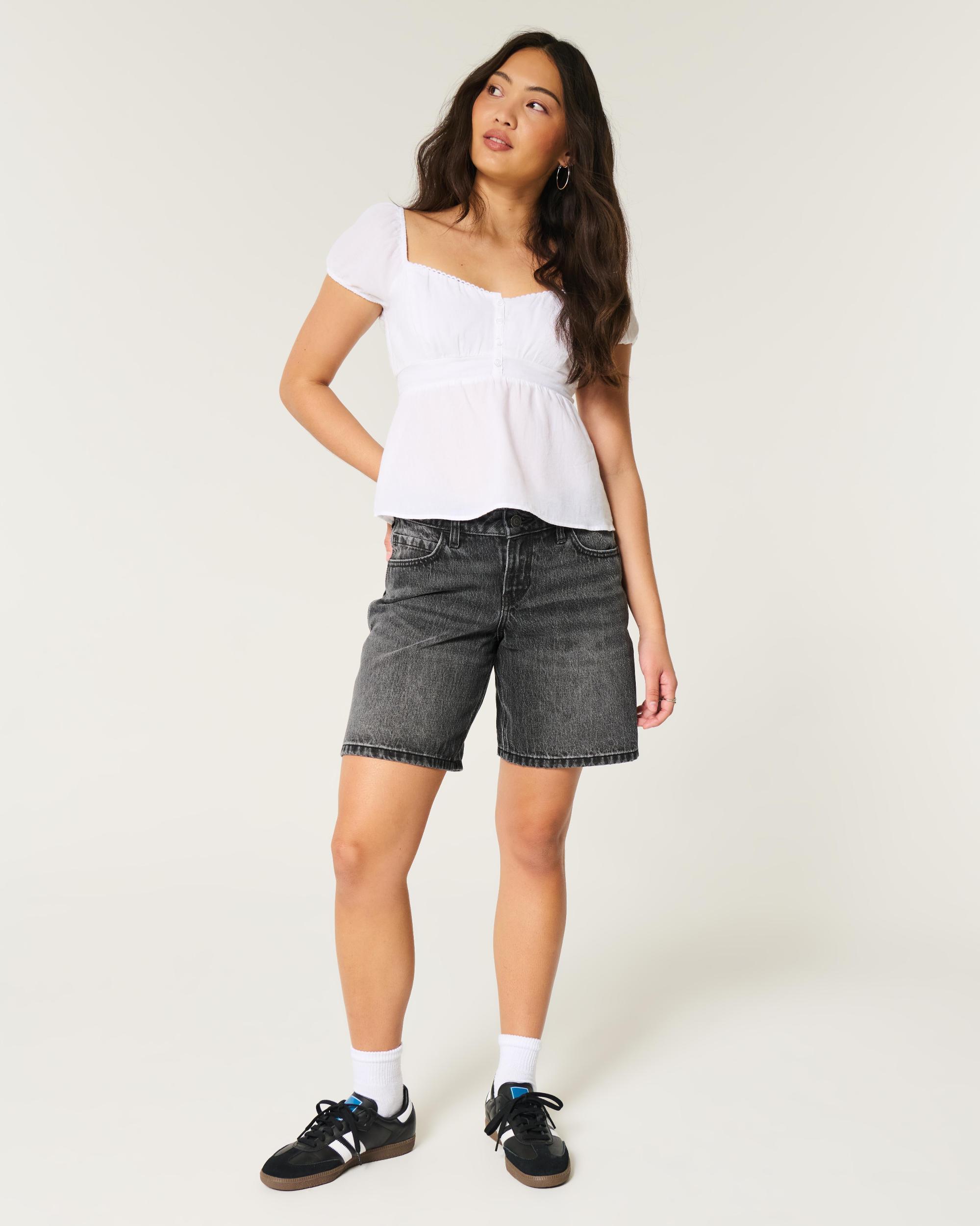 Curvy Low-Rise Washed Black Baggy Jort Product Image