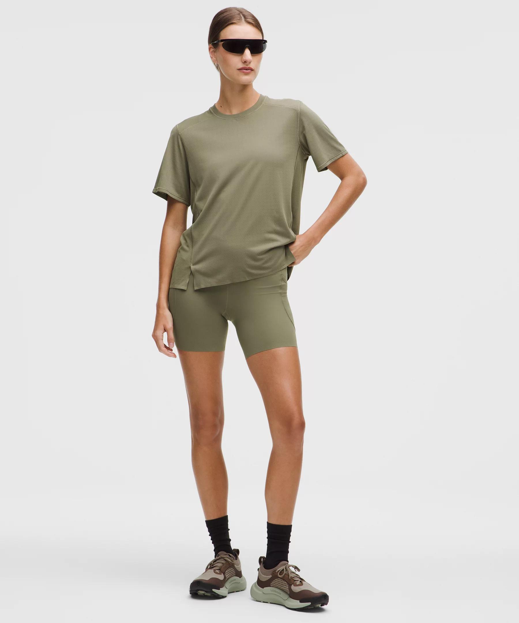 Women's Fast and Free Short-Sleeve Shirt Product Image