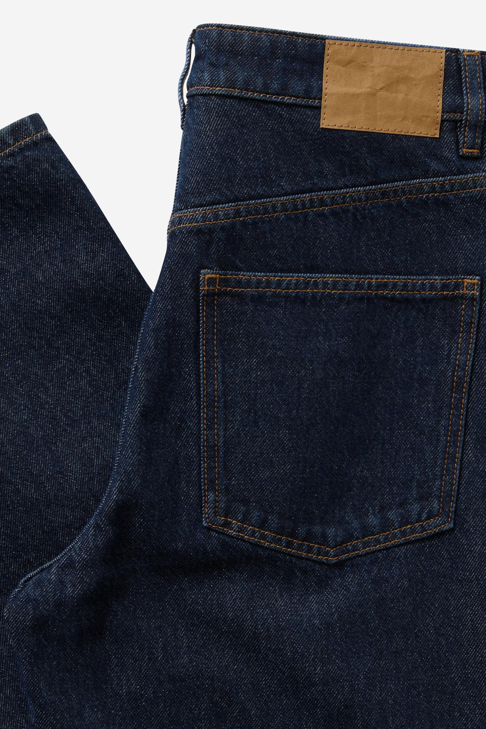 91 Straight Jean Product Image