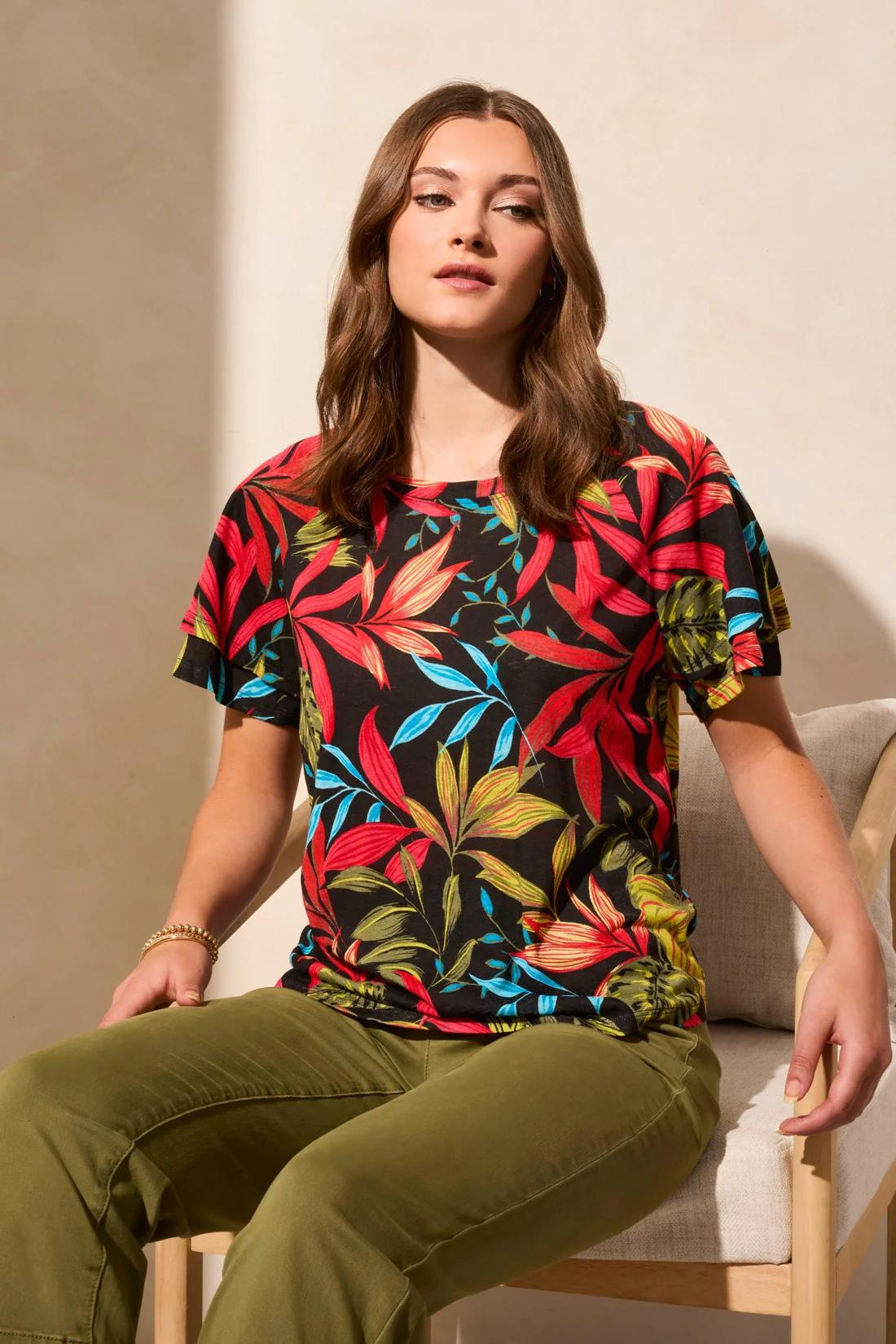 Linen-Blend Ruffle-Sleeve Crew Neck Top Product Image