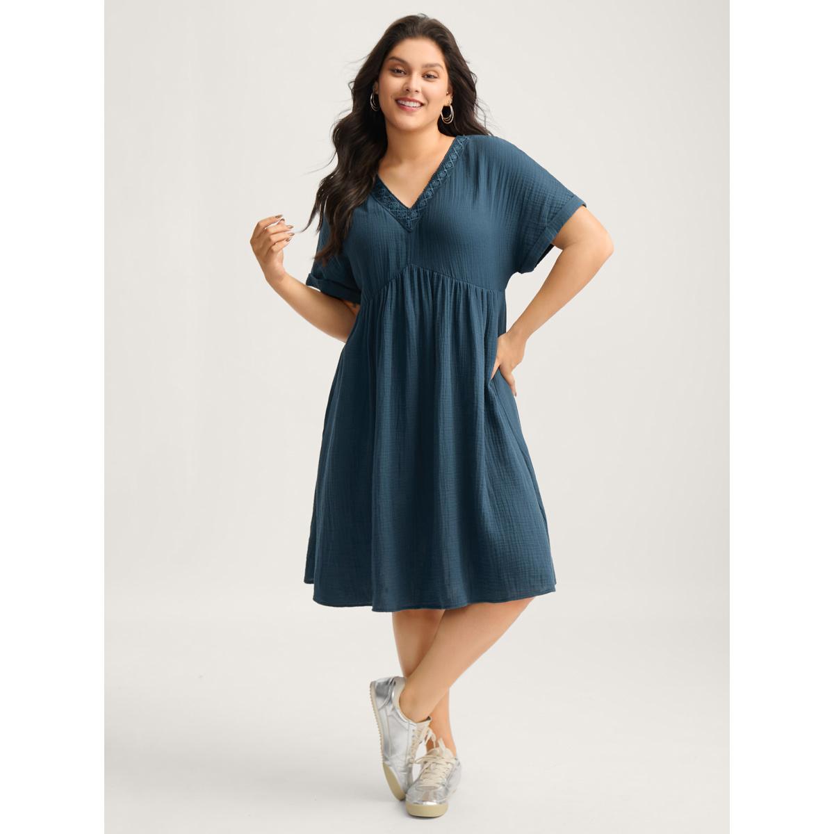 Plus Size Pure Cotton Lace V-Neck Solid Midi Dress Aegean Women Leisure Woven ribbon&lace trim V-neck Short sleeve Curvy BloomChic 14-16/1X Product Image