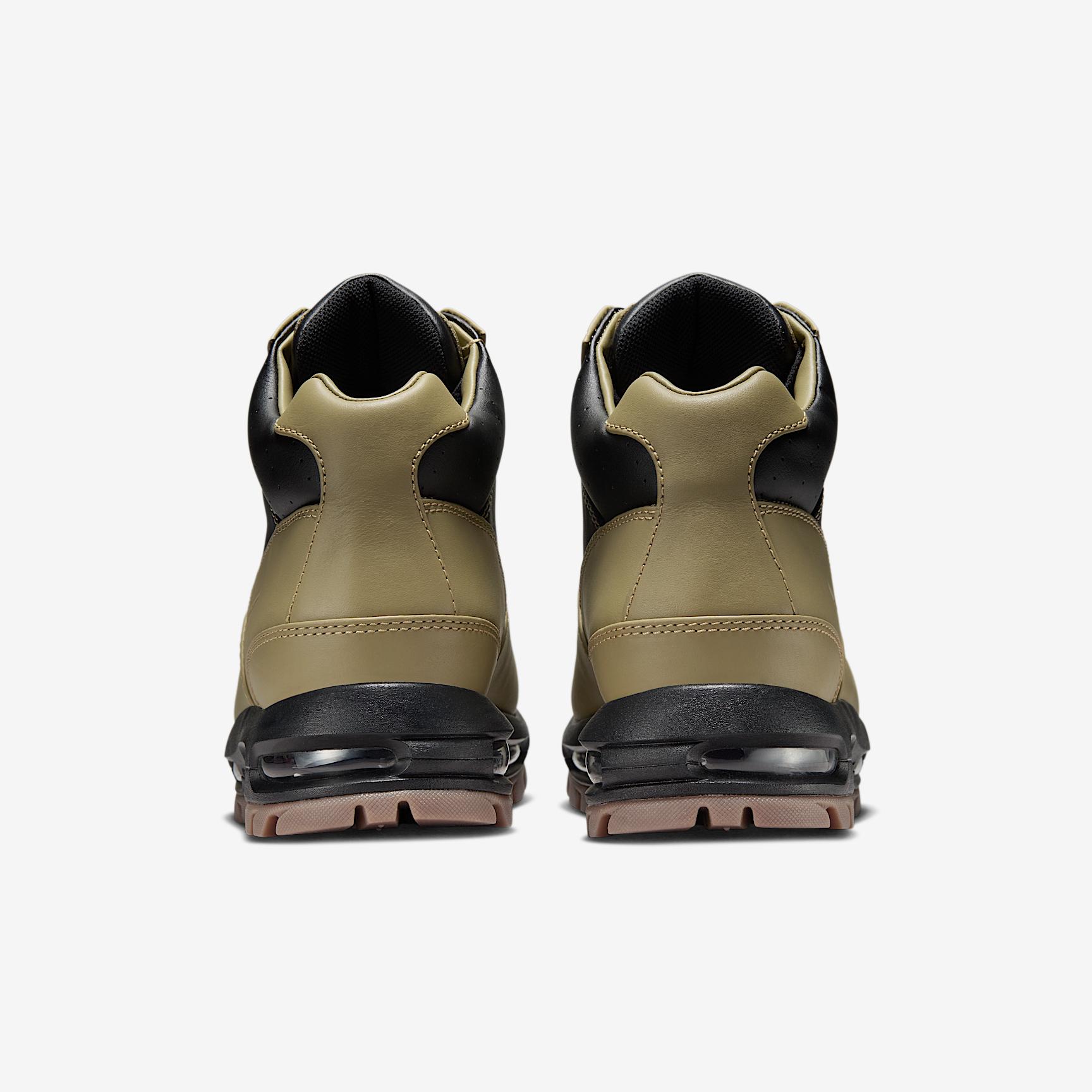 Nike Men's Air Max Goadome Boots Product Image