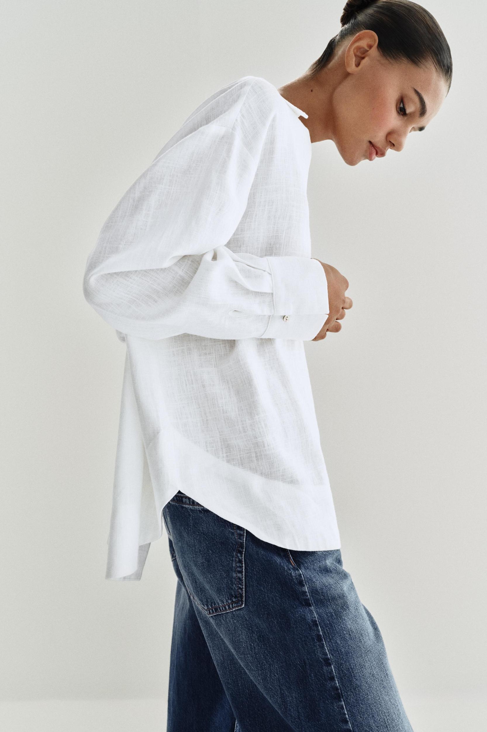 LINEN BLEND POLO COLLAR BLOUSE Product Image