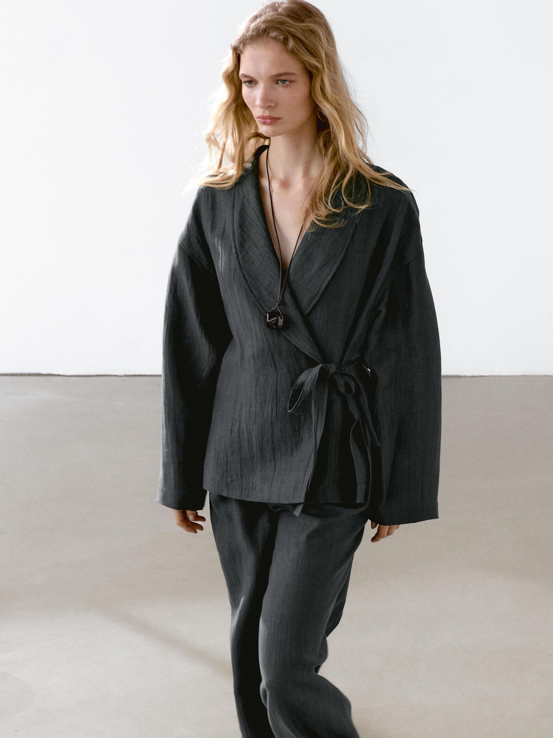 100% linen kimono with tie Product Image