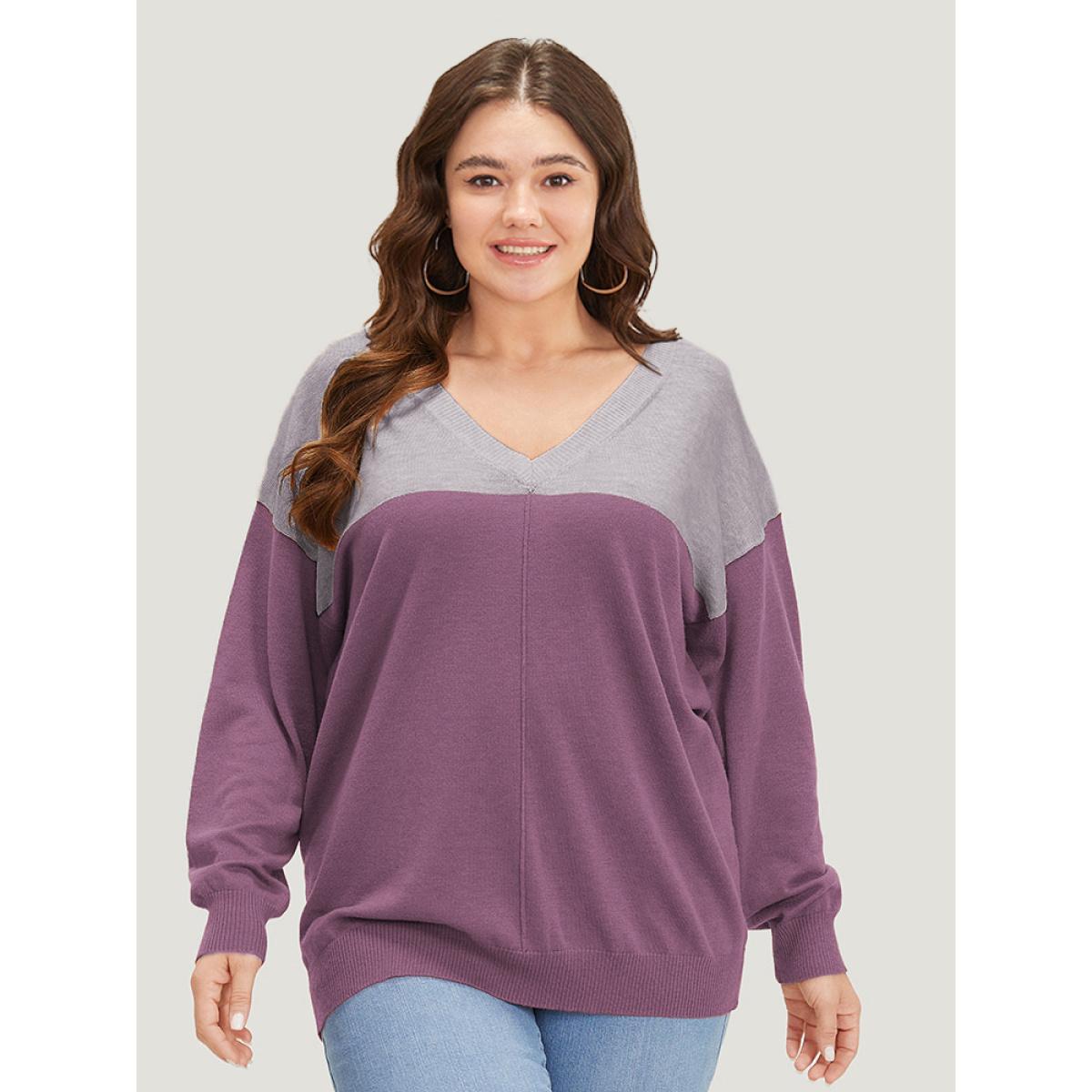 Plus Size Supersoft Essentials Colorblock Two Tone Patchwork V Neck Pullover Mauve Women Casual Loose Long Sleeve V-neck Dailywear Pullovers BloomChic 30/6X Product Image