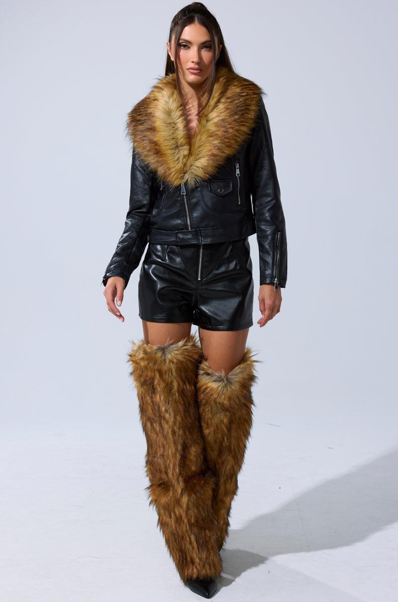AUSSY FUR COLLAR MOTO Product Image