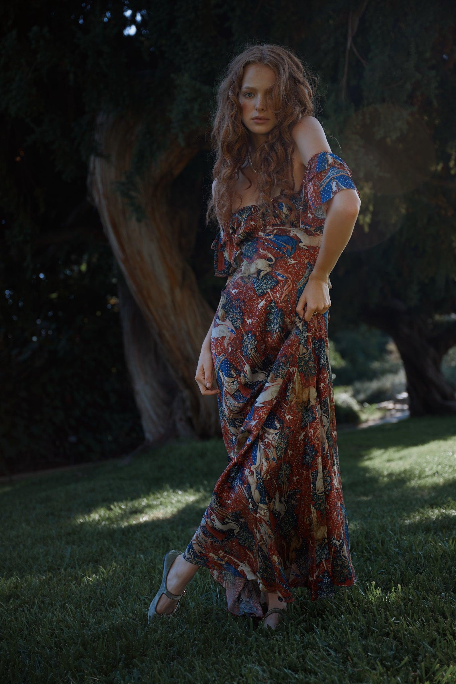 The Lady and the Unicorn Lark Slip Product Image