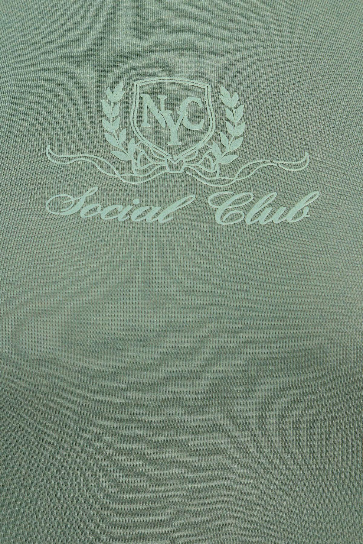 Sleek Sweetheart T Shirt Product Image