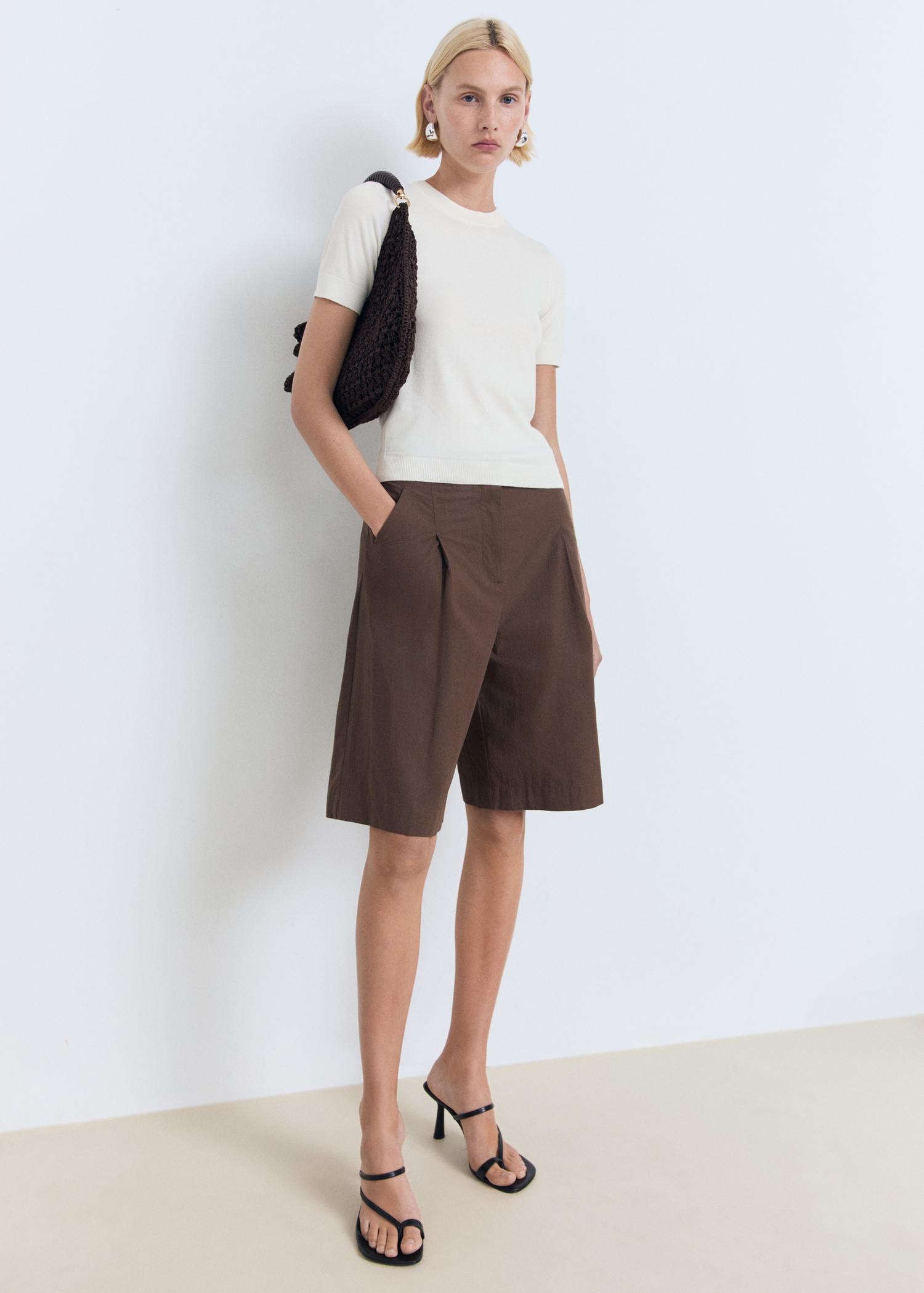 Short-sleeved fine-knit sweater - Women | MANGO USA Product Image