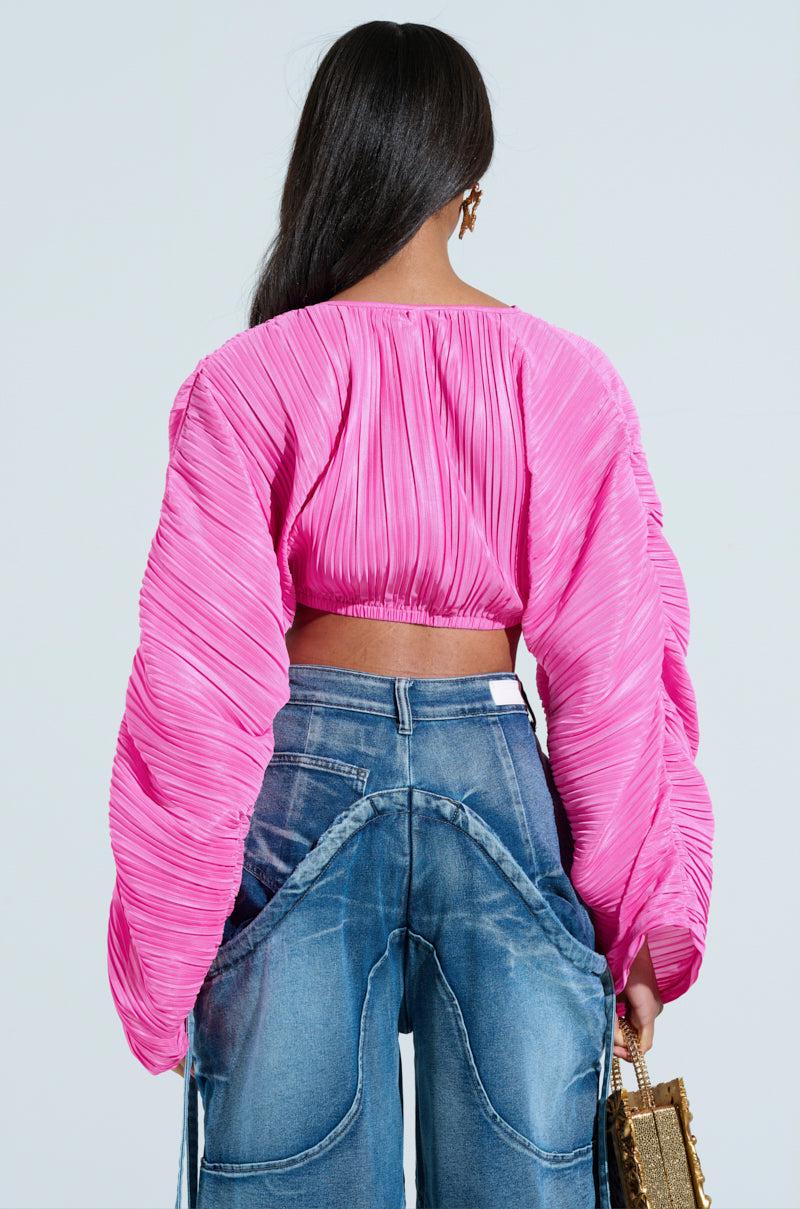 CROPPED PLISSE RUCHED SLEEVE BLOUSE Product Image