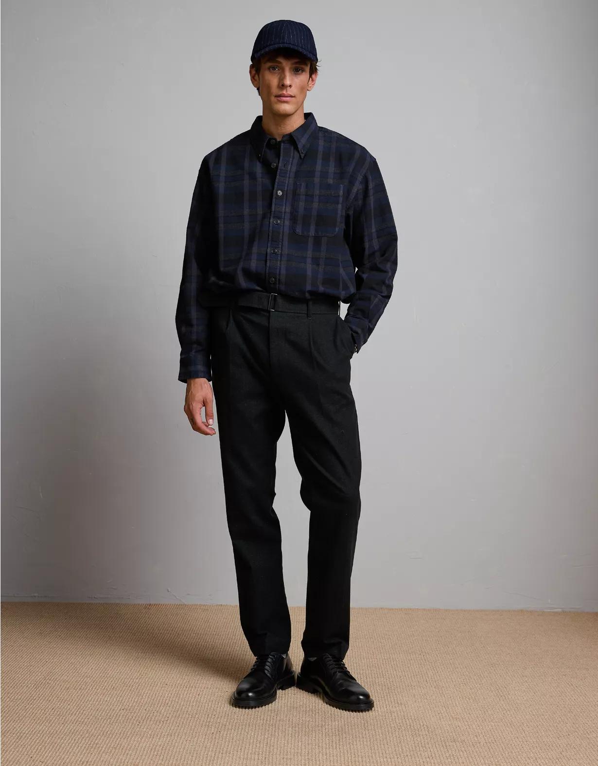 AE77 Premium Pleated Pant Product Image