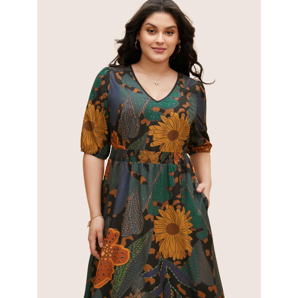 Plus Size Floral Shirred Lantern Sleeve Midi Dress DarkBlue Women Resort Gathered V-neck Half Sleeve Curvy BloomChic 14-16/1X Product Image