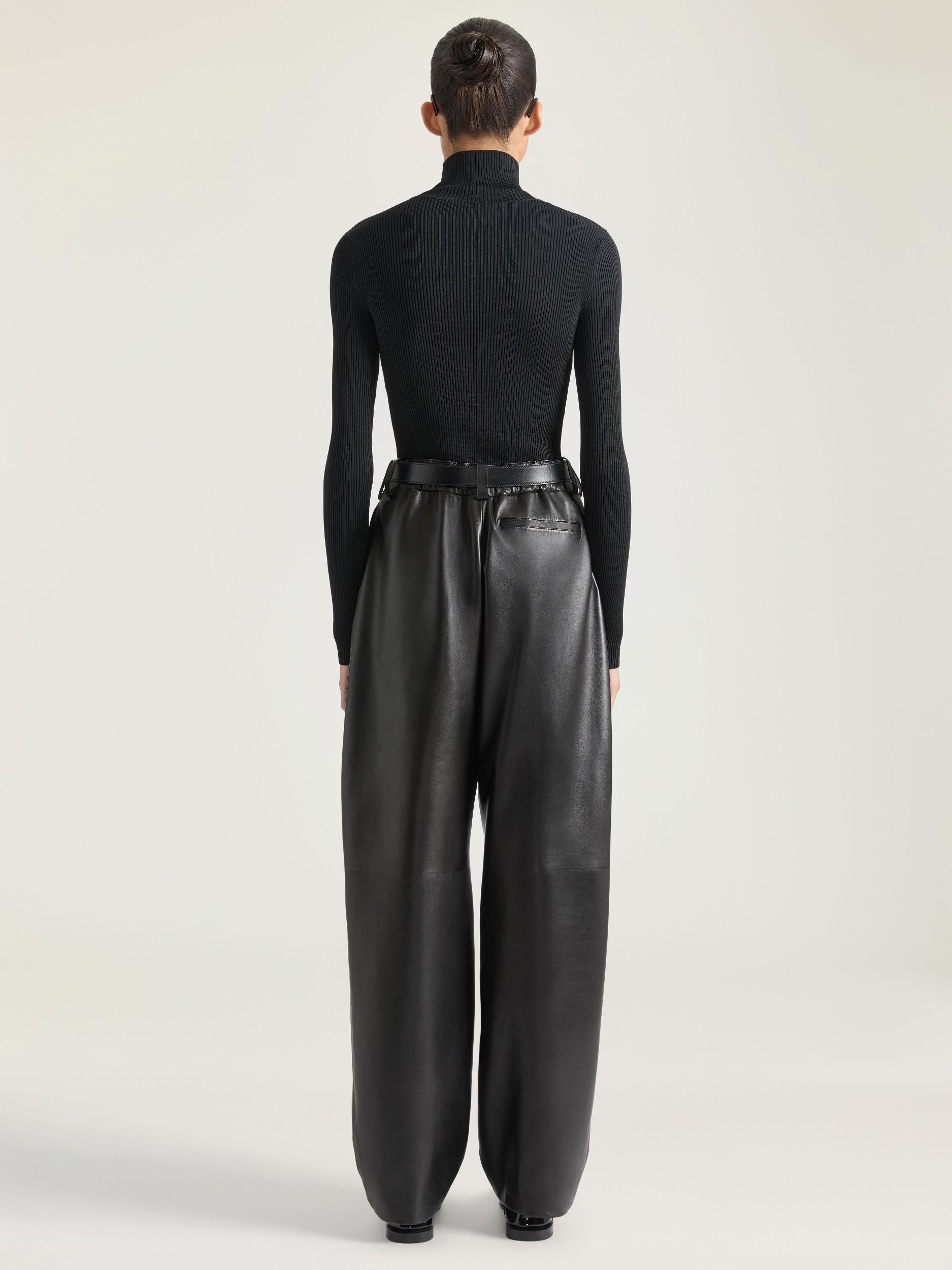 Double pleat pants in leather Product Image