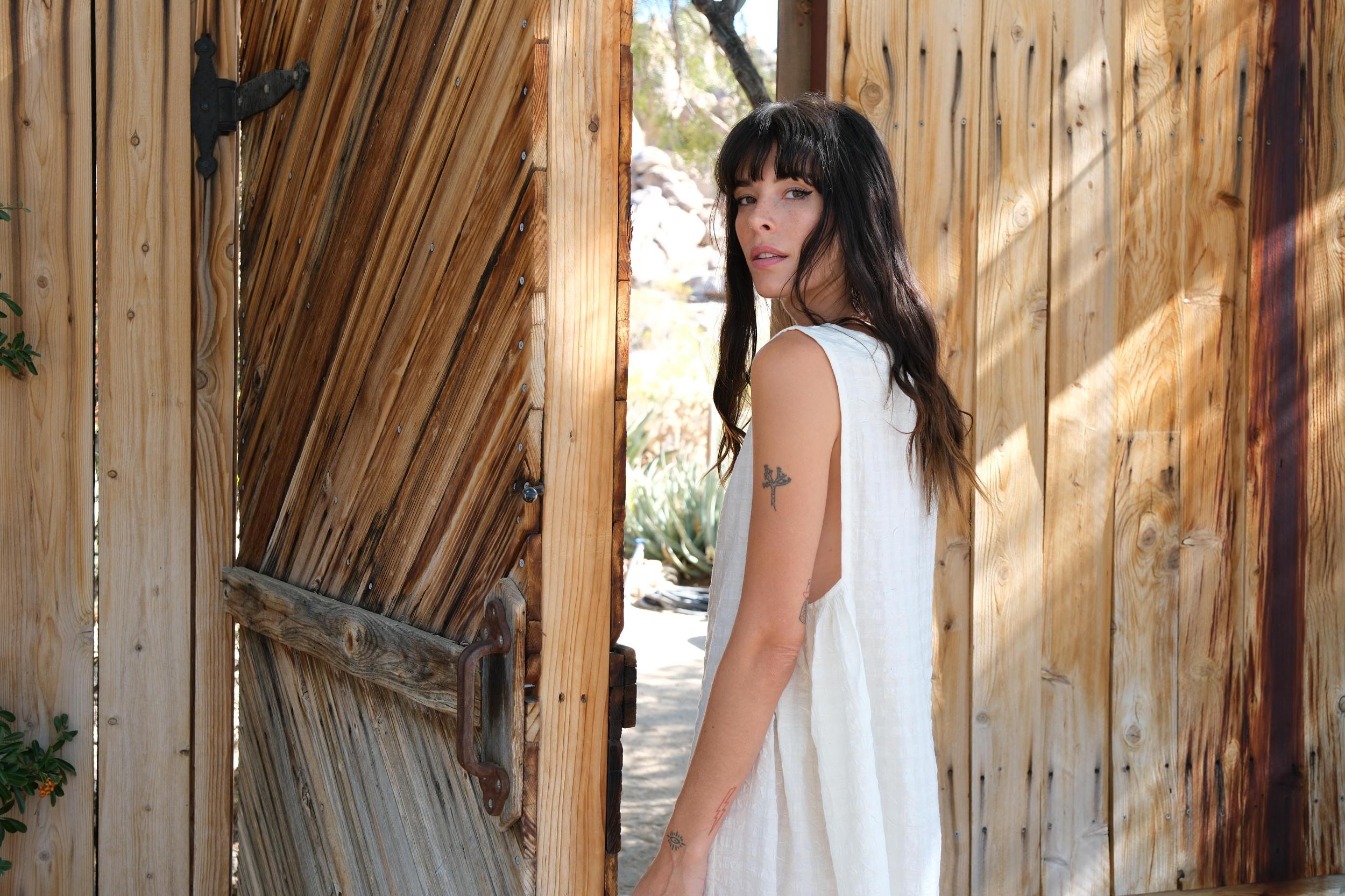 Crinkly Midi dress Product Image