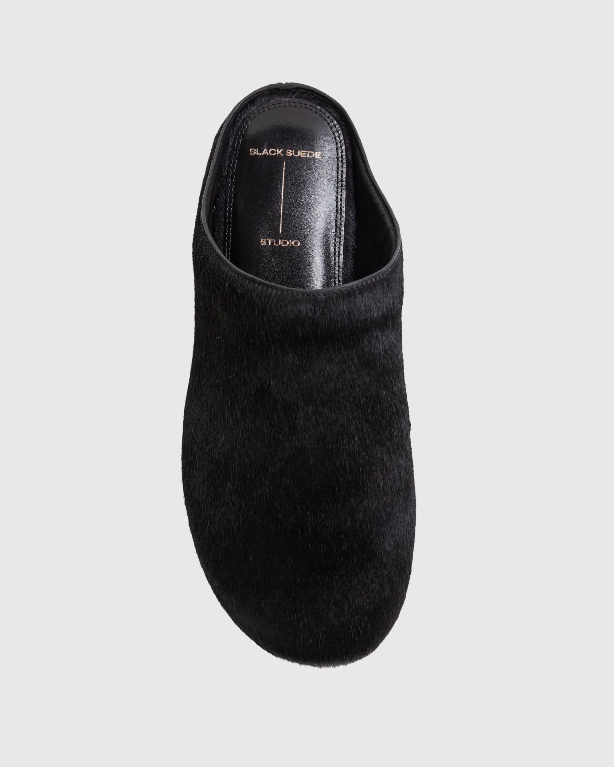 Arie Slipper Product Image