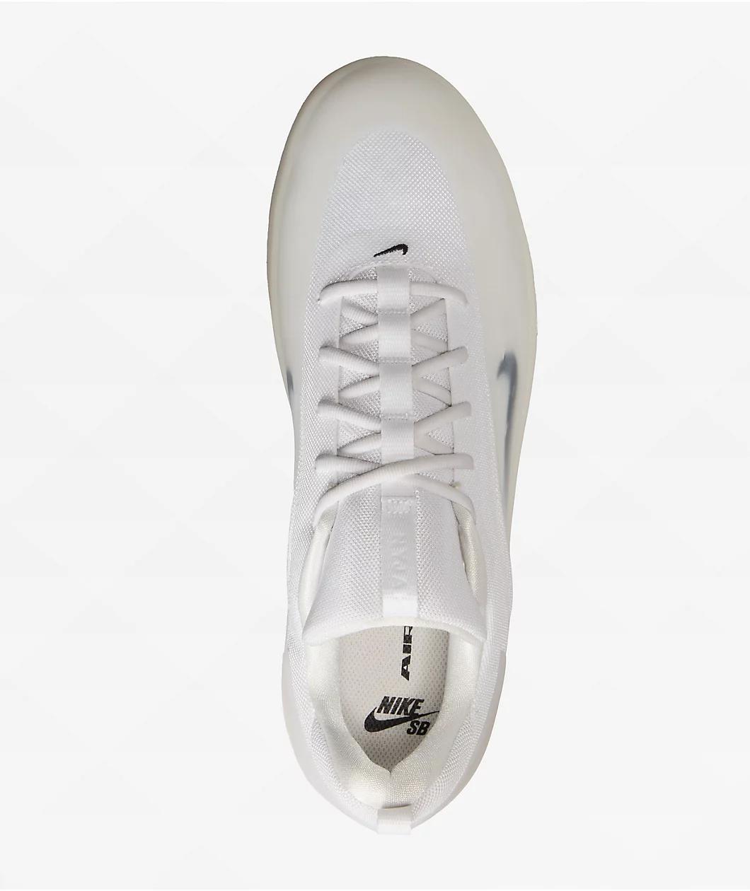 Nike SB Zoom Nyjah 4 White & Black Skate Shoes Product Image