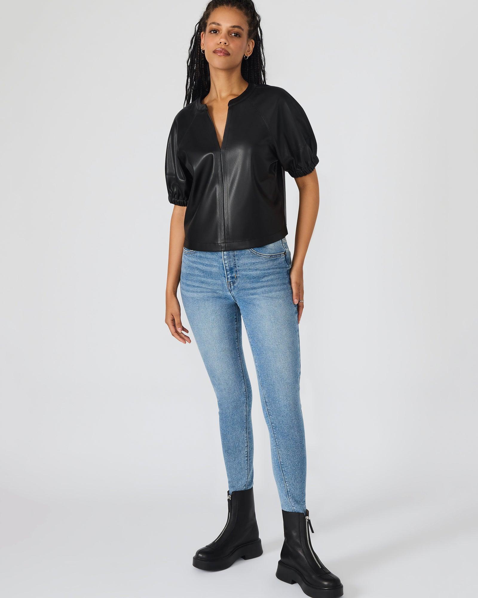 ROXANNE TOP BLACK Female Product Image