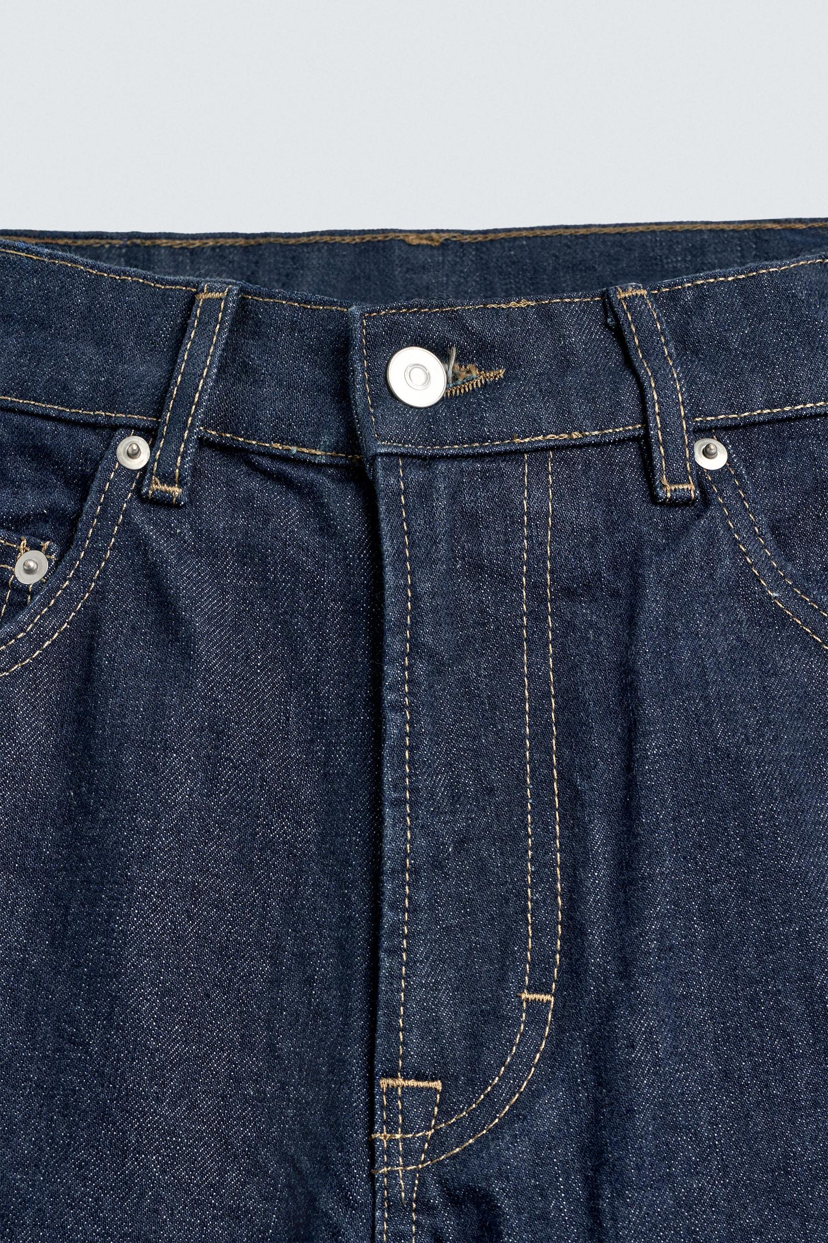BALLOON FIT JEANS Product Image