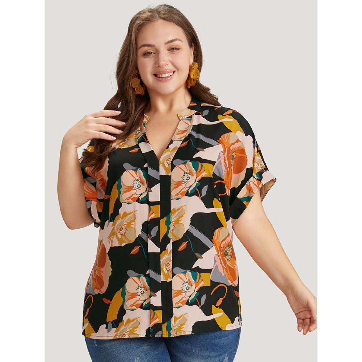 Plus Size Multicolor Floral Print Notched Cuffed Sleeve Blouse Women Elegant Short sleeve Notched collar Dailywear Blouses BloomChic 12/L Product Image