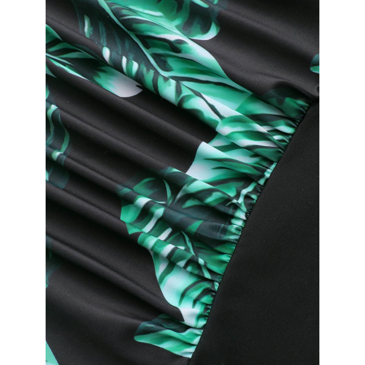 Plus Size Tropical Pattern Tied One-Piece Swimsuit Women's Swimwear Black Beach Gathered Curve Bathing Suits High stretch One Pieces BloomChic 30/6X Product Image