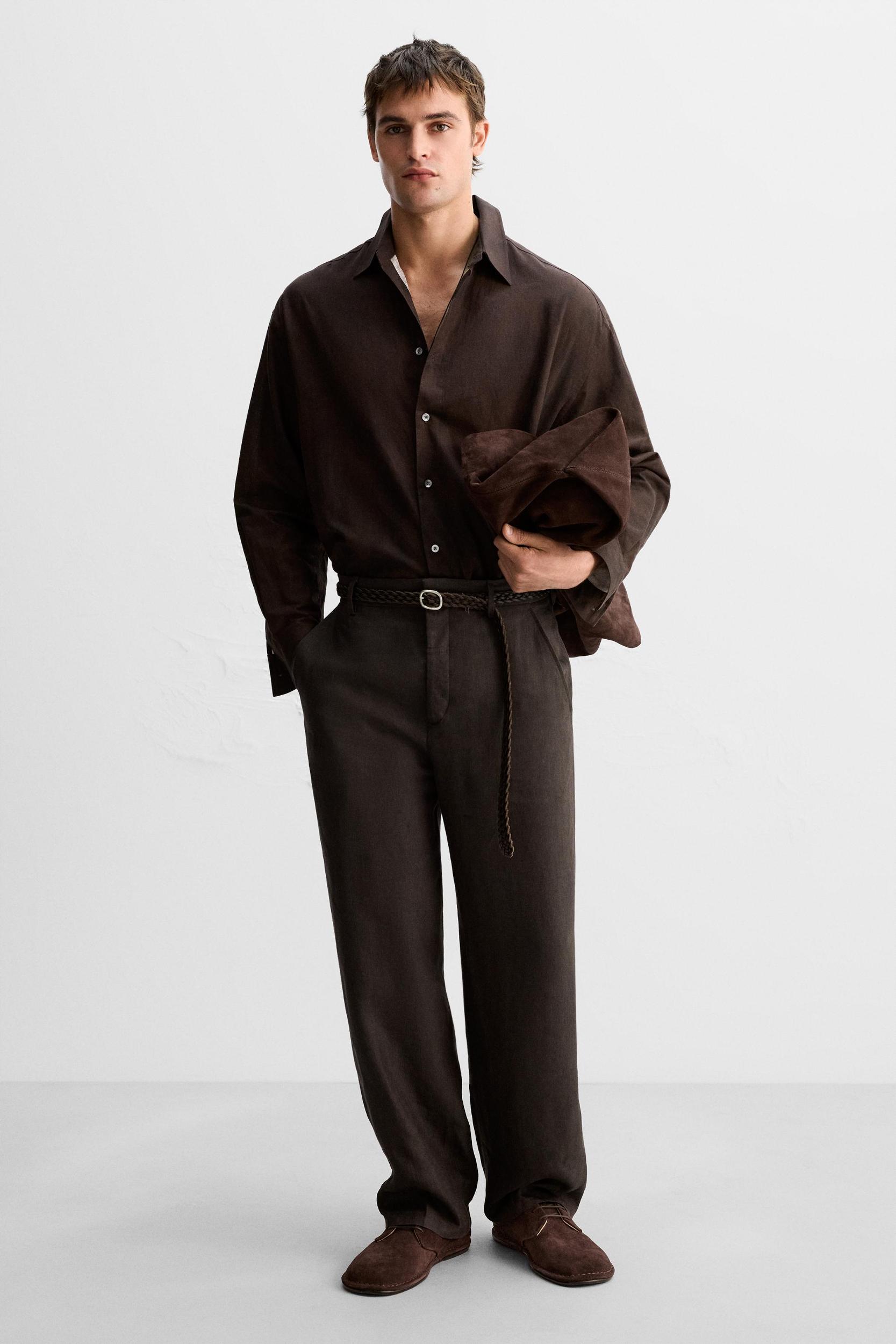 LEATHER LIMITED EDITION SHOES Product Image