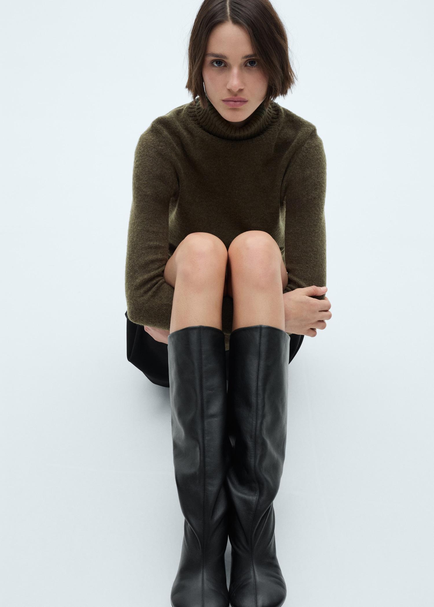 Turtle neck sweater - Women | MANGO USA Product Image