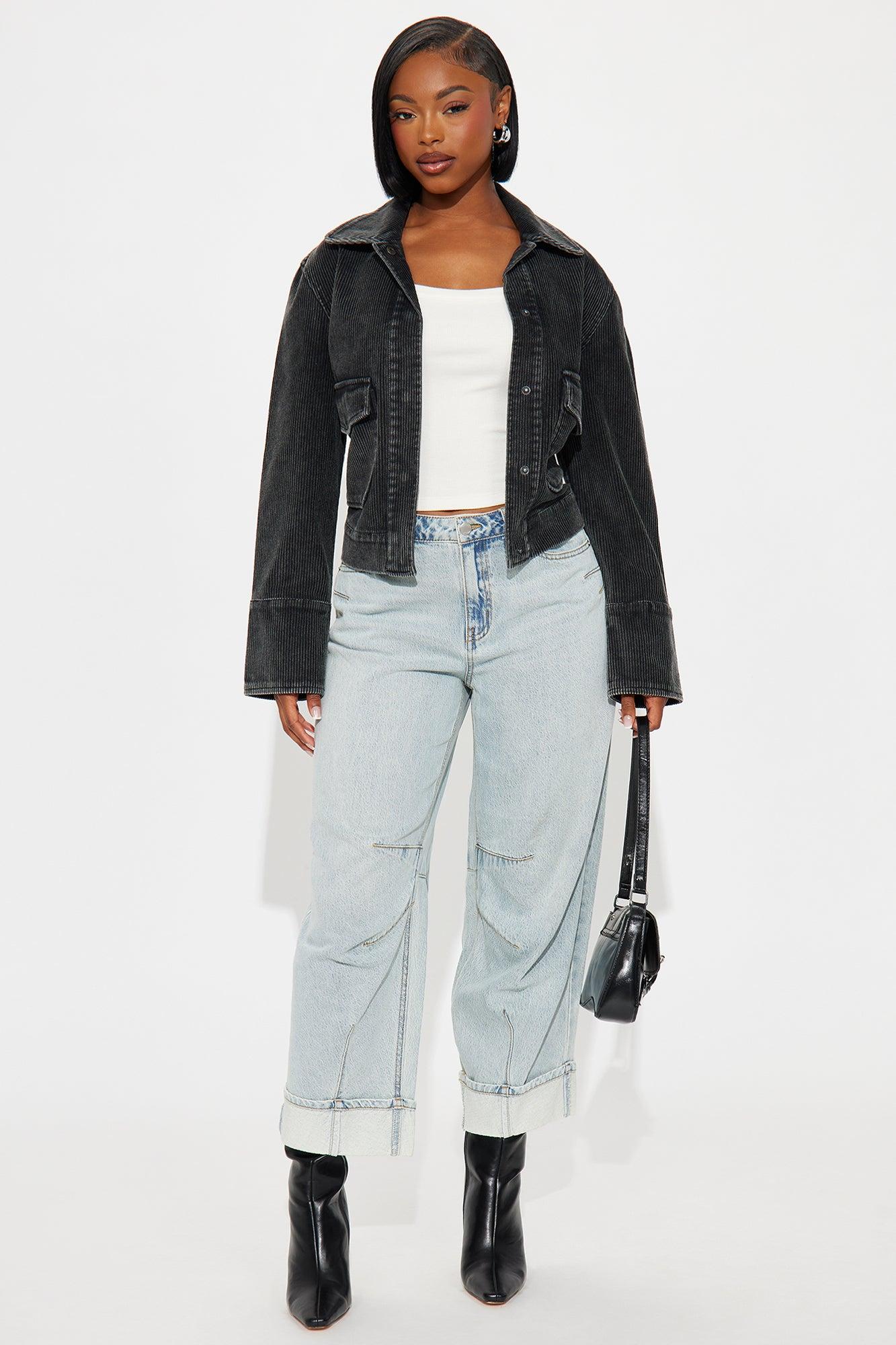 Brooklyn Barrel Leg Jeans - Light Wash Female Product Image