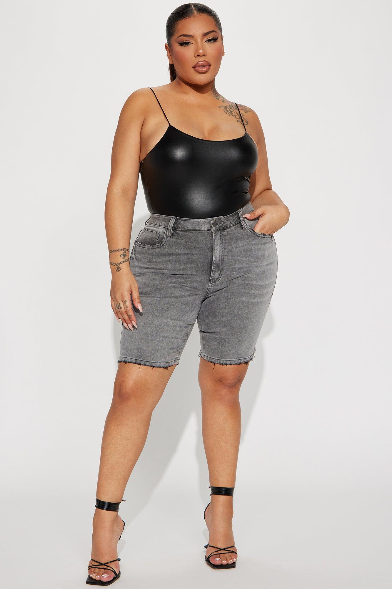 On The List Deluxe Stretch Bermuda Shorts - Grey Product Image