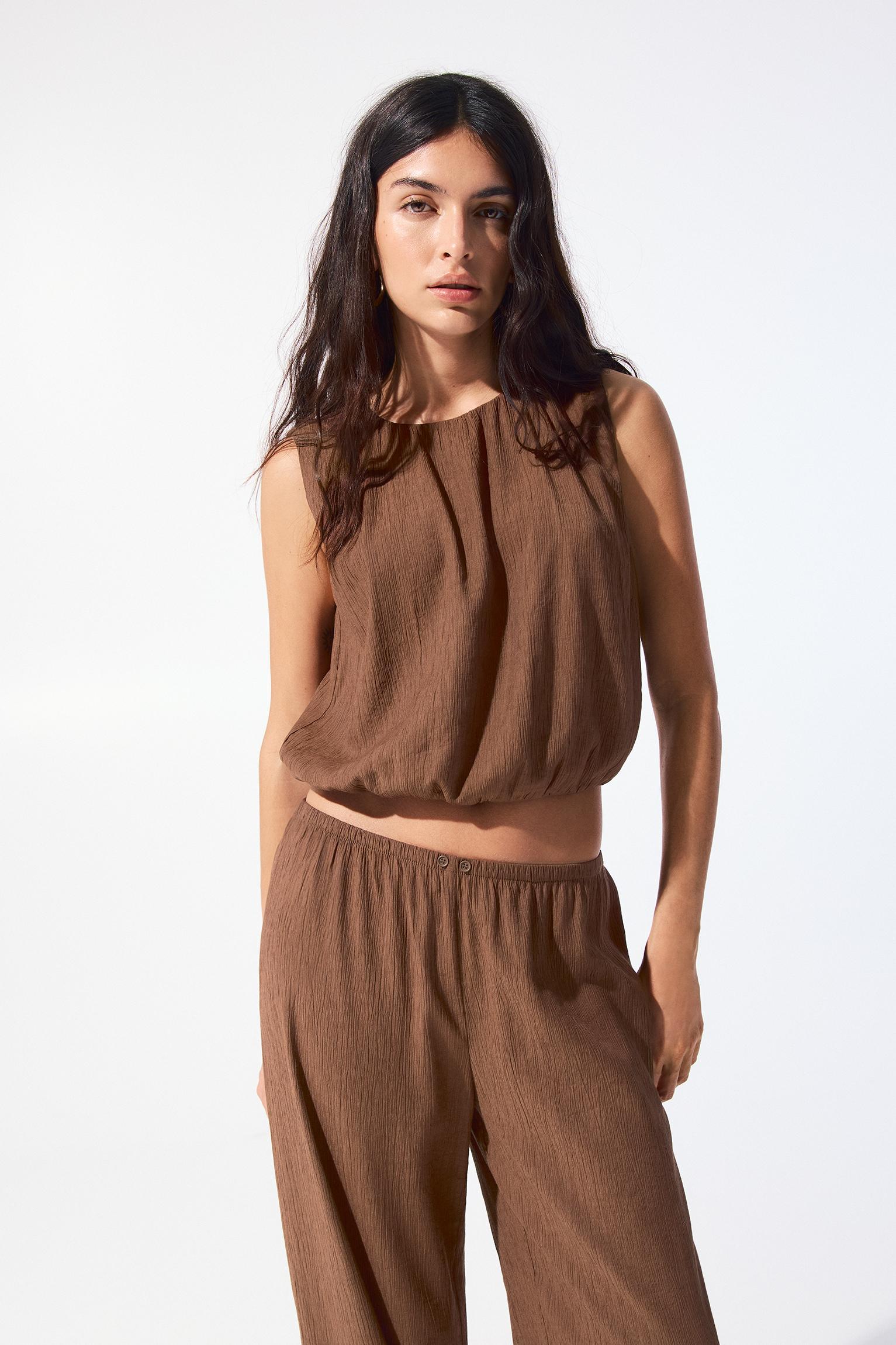 Rustic balloon top Product Image