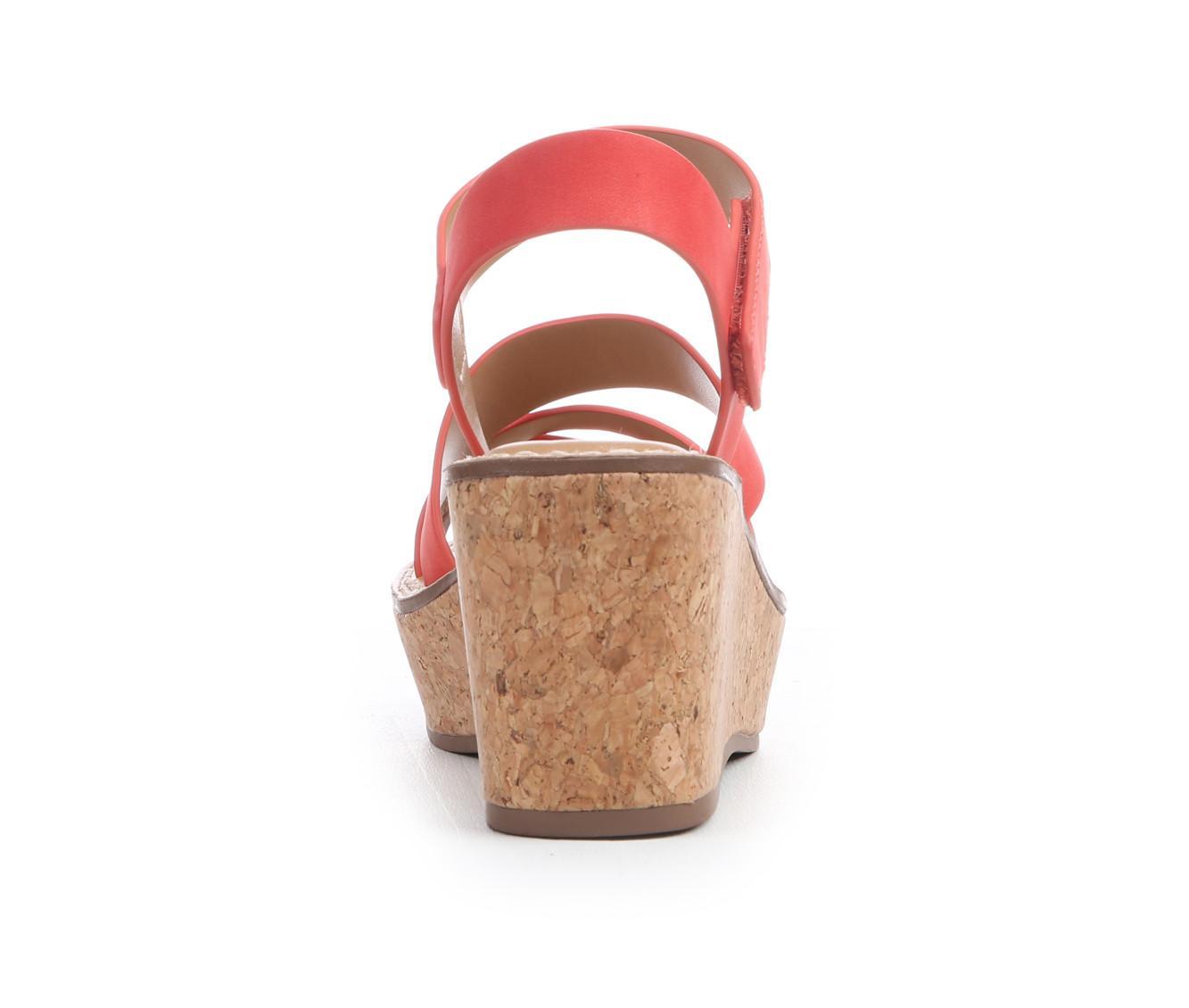 Women's Soda Sheet-S Wedge Sandals Product Image